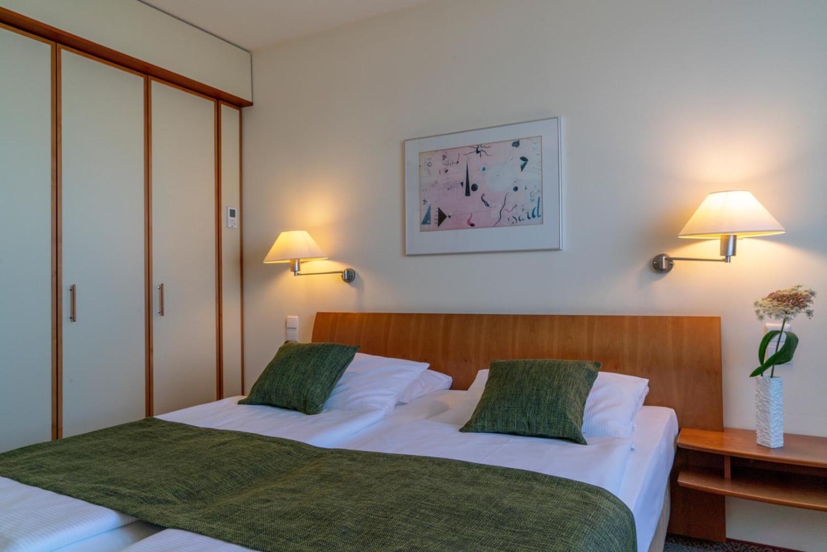 Classic Double Room - Photo 3