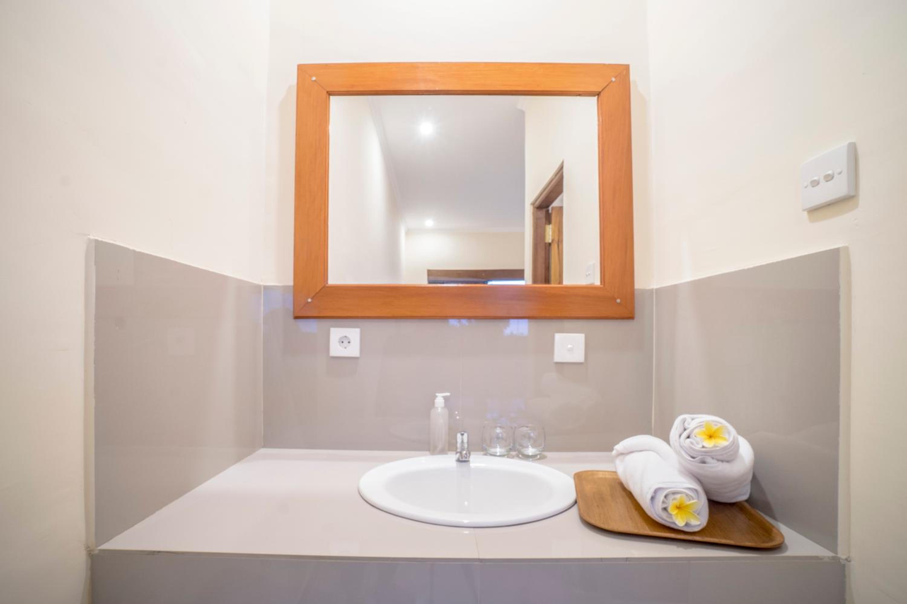 Double Room - Photo 9