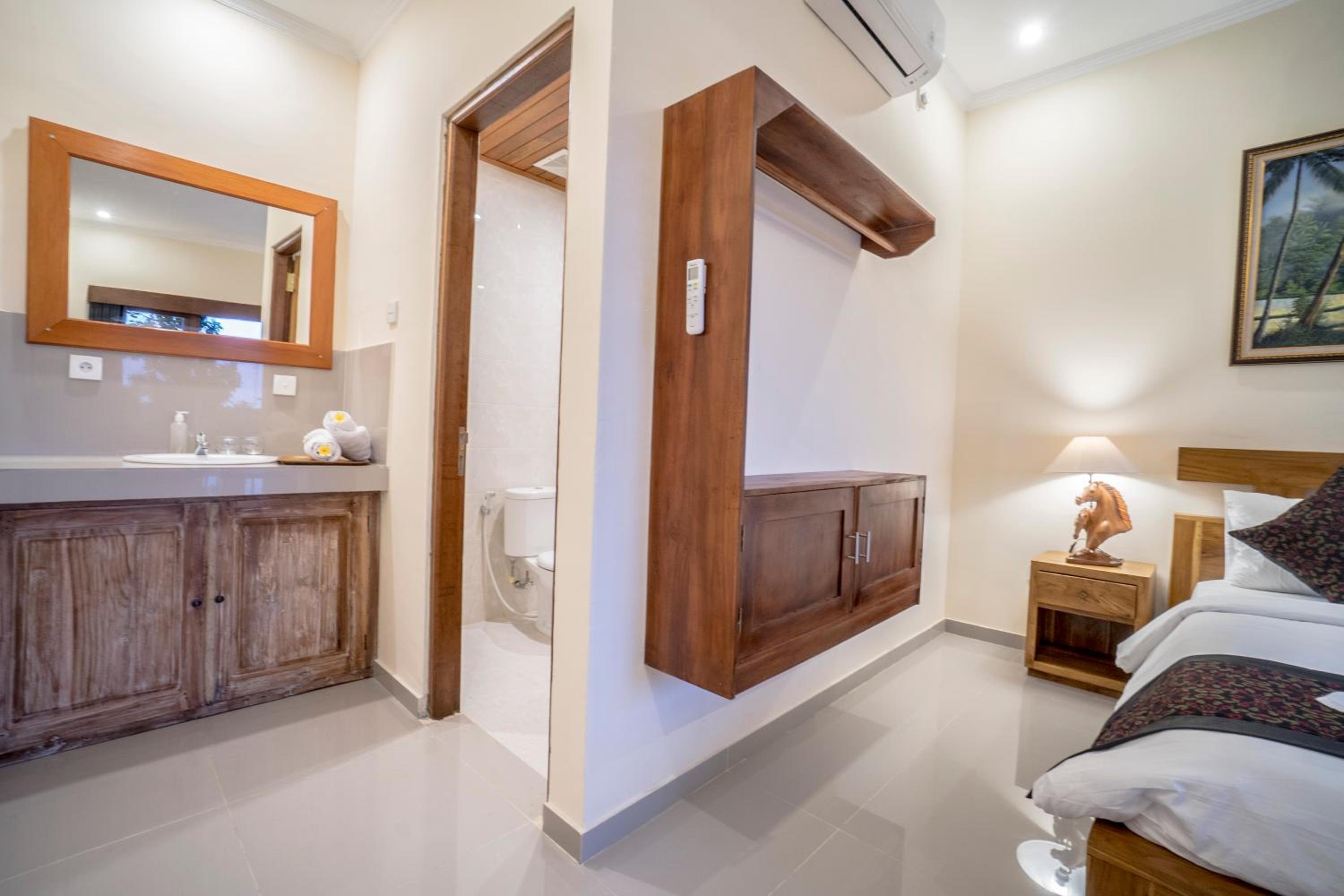 Double Room - Photo 6