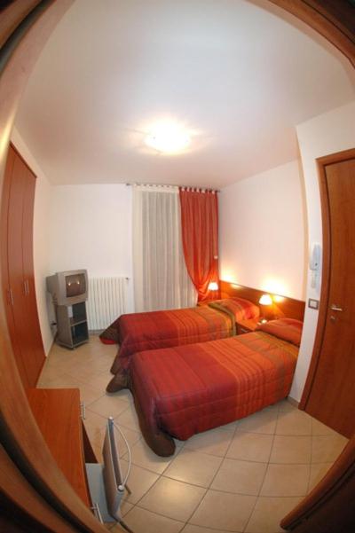 Twin Room with Bathroom