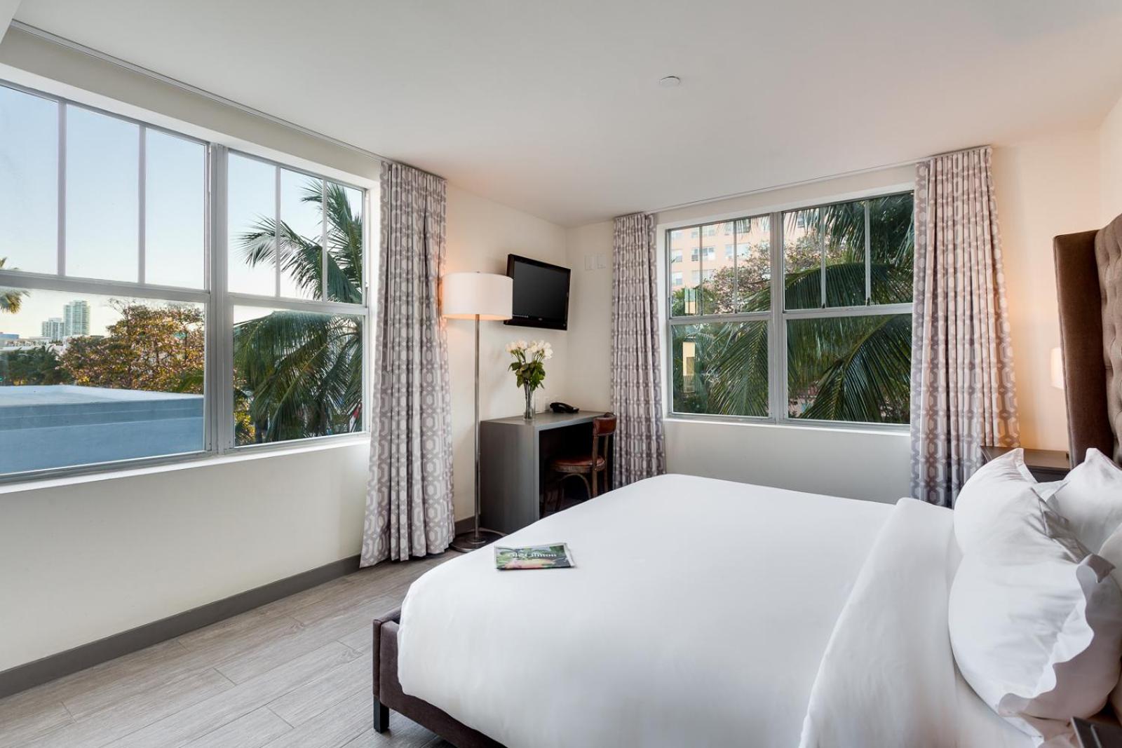 Bedroom King - Photo 2
