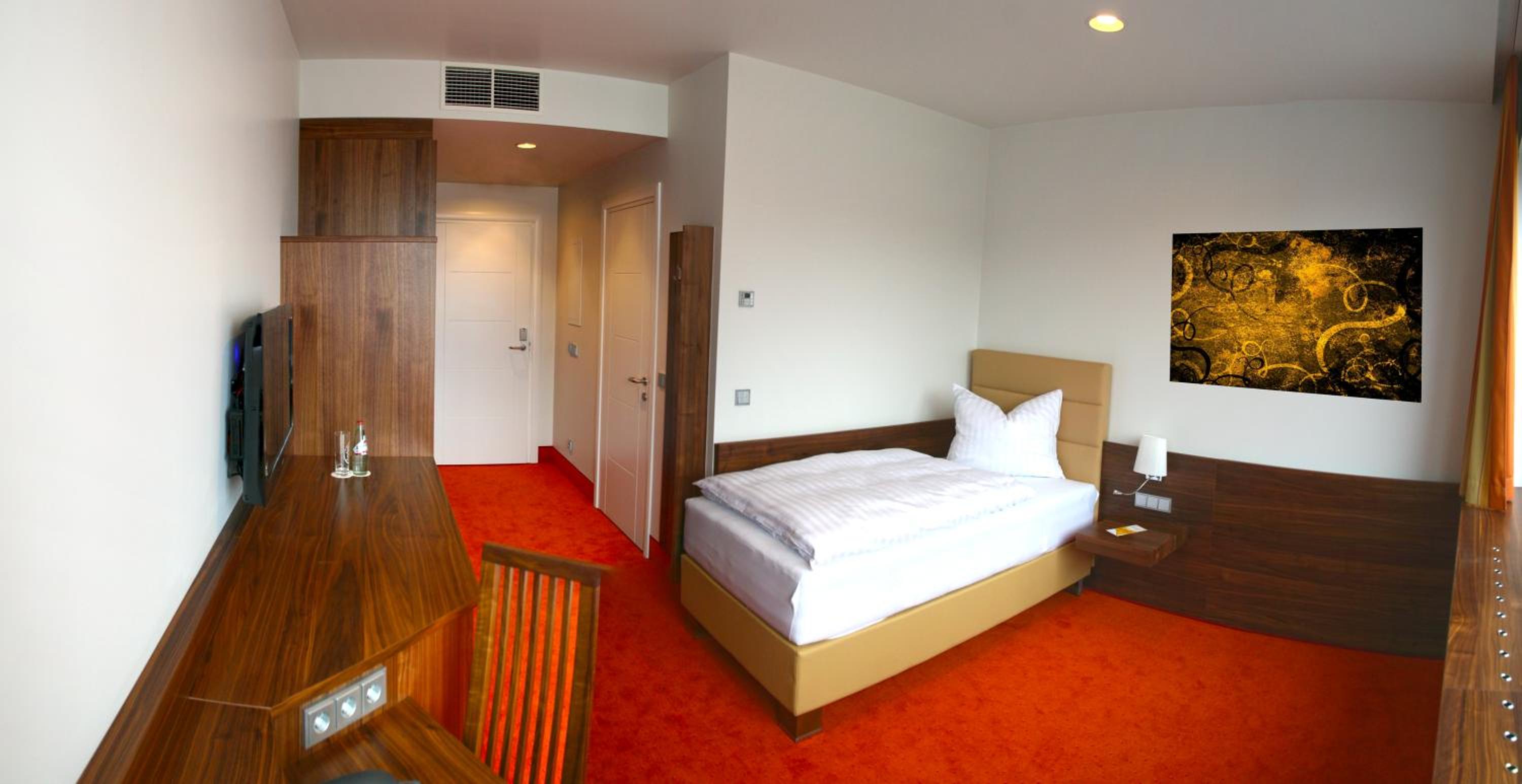 Single Room photo 1