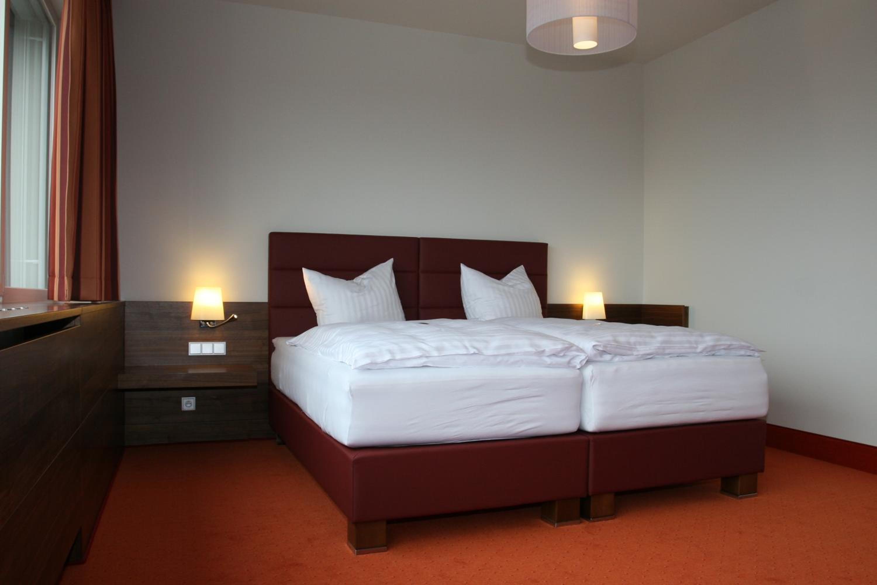 Standard Double Room - Photo 3