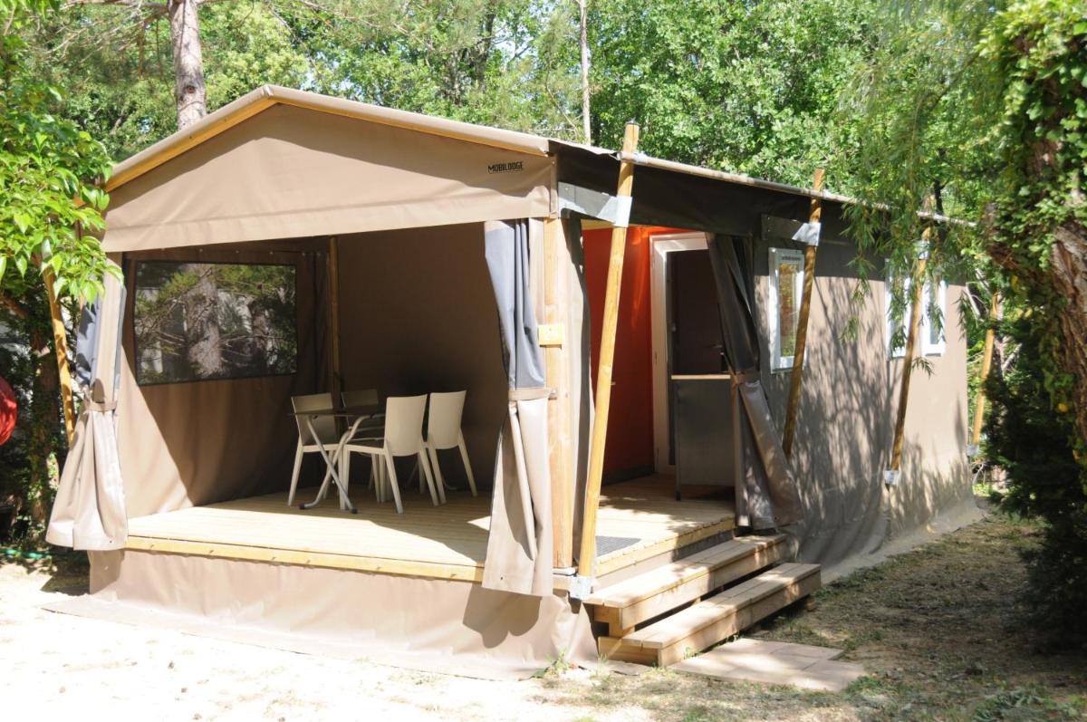 Two-Bedroom Bungalow - Photo 1