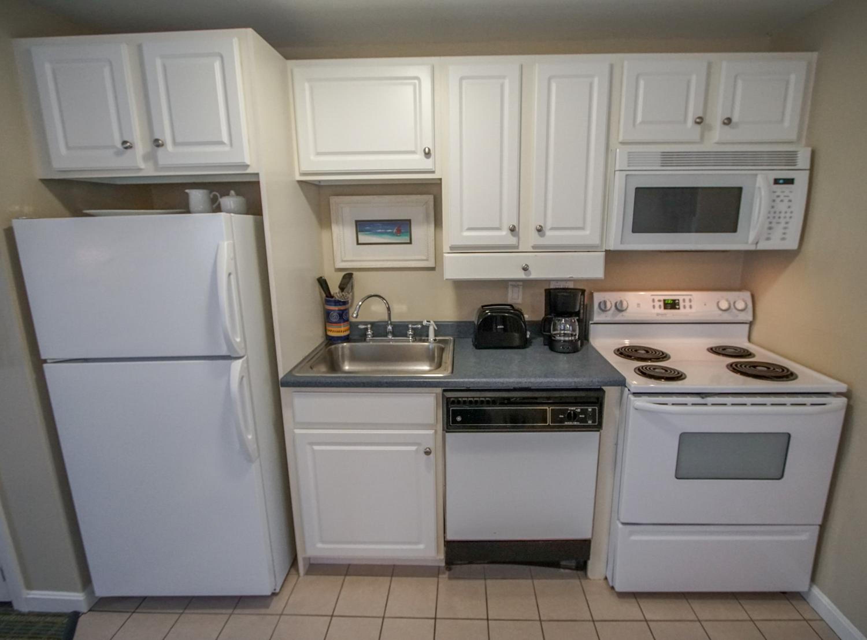 One-Bedroom Apartment photo 3