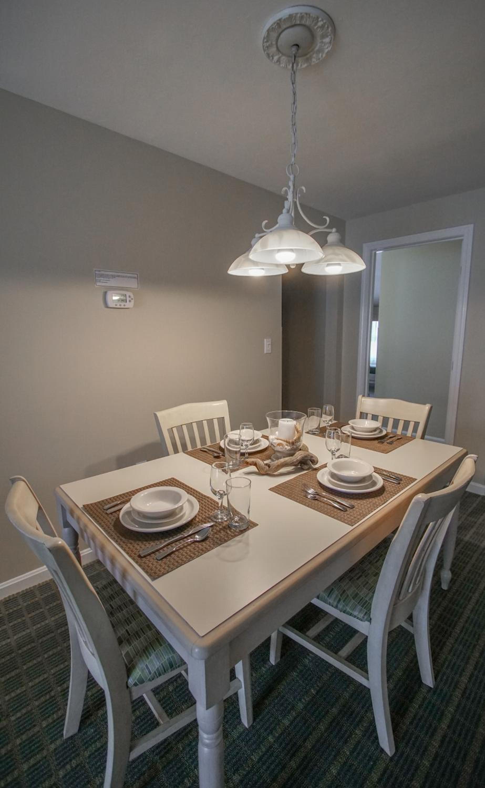Two-Bedroom Suite photo 2