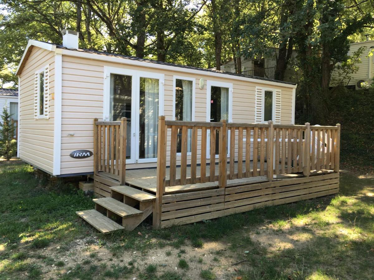 Mobile Home photo 1