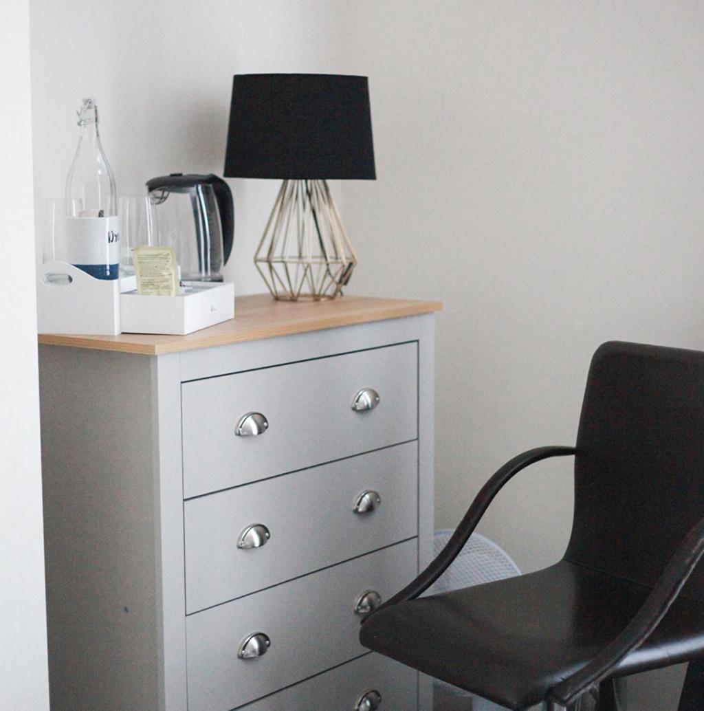 Queen Room photo 1