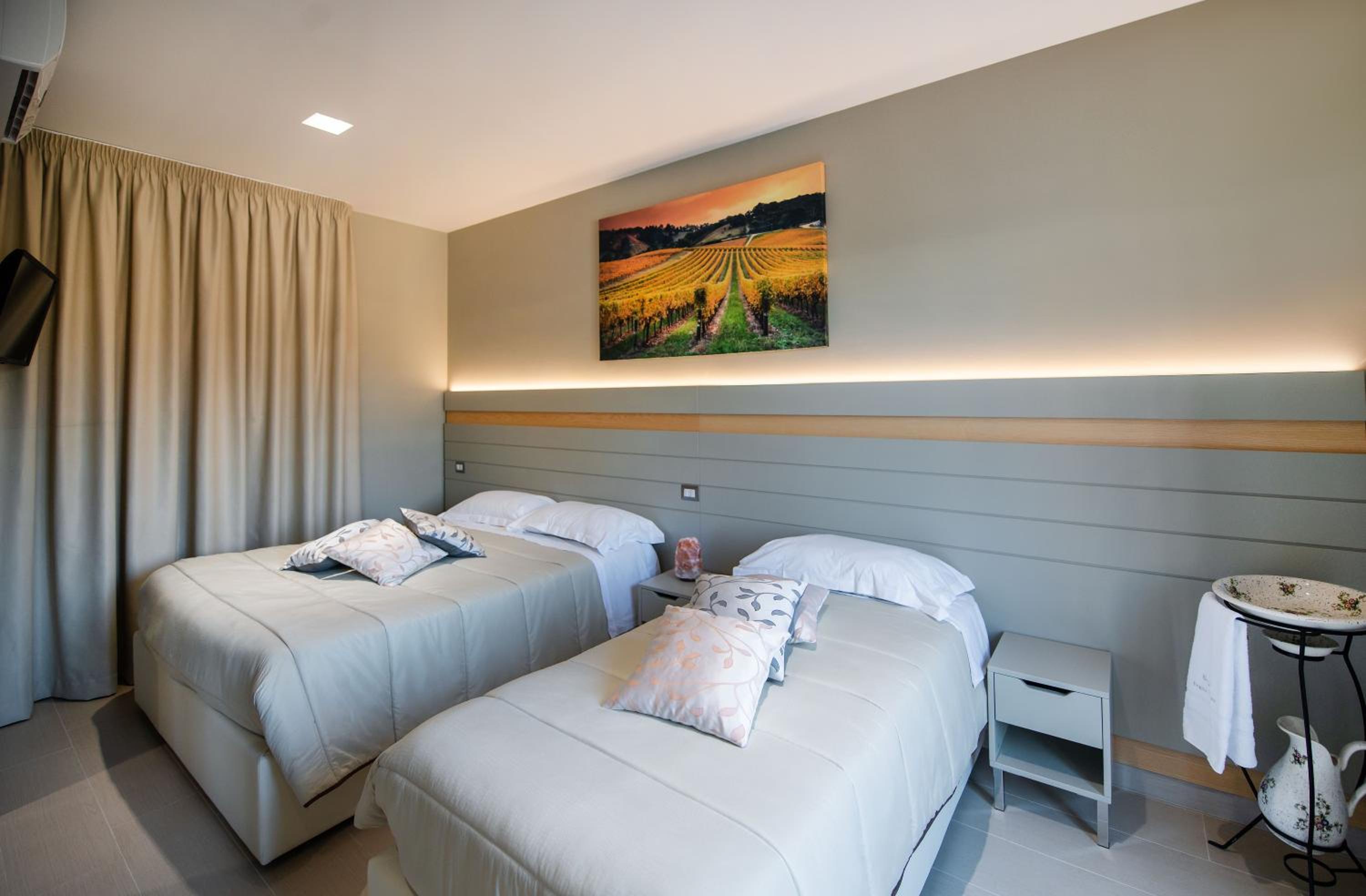 Triple Room with Terrace - Photo 3