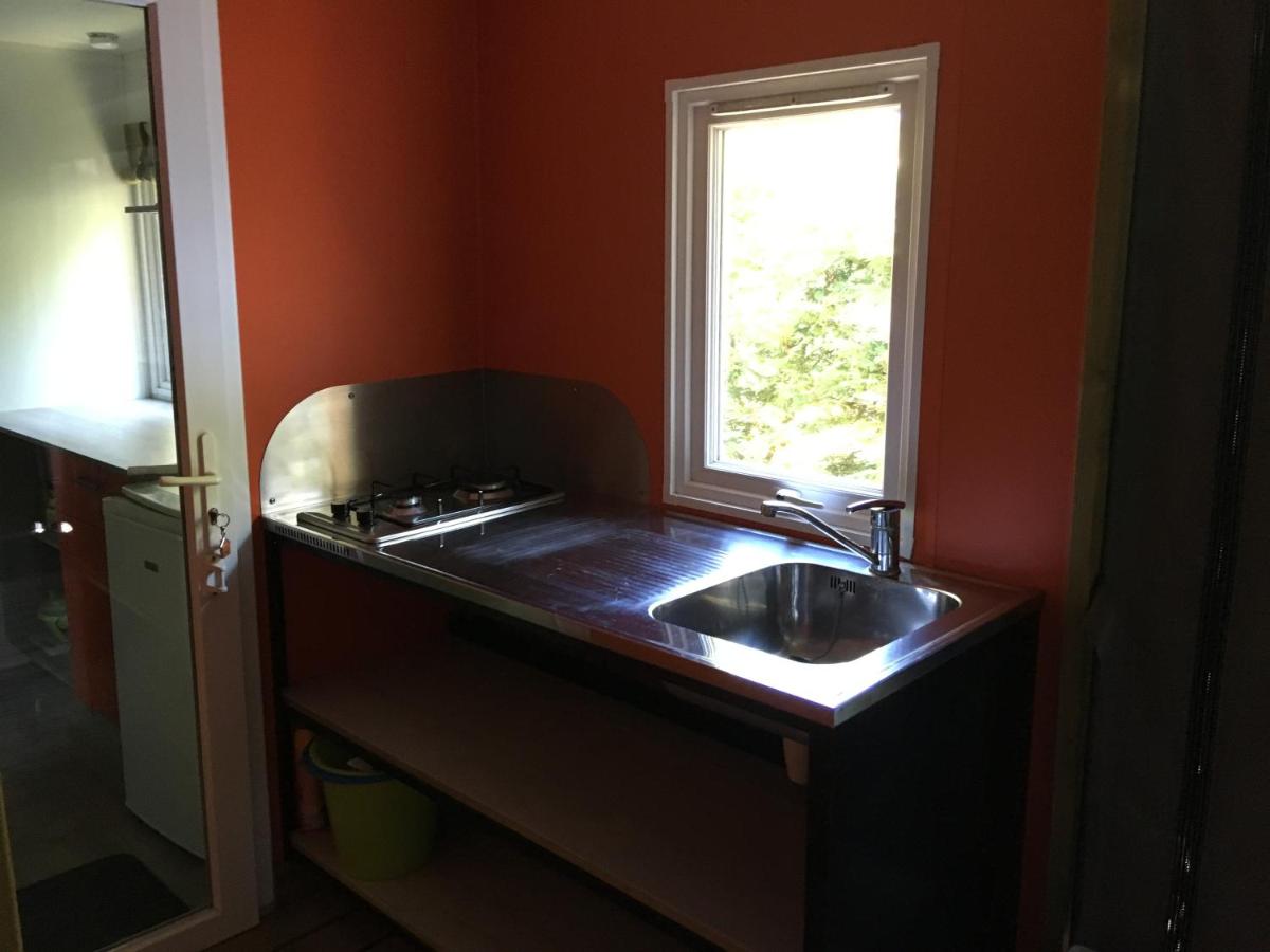 Two-Bedroom Bungalow - Photo 3
