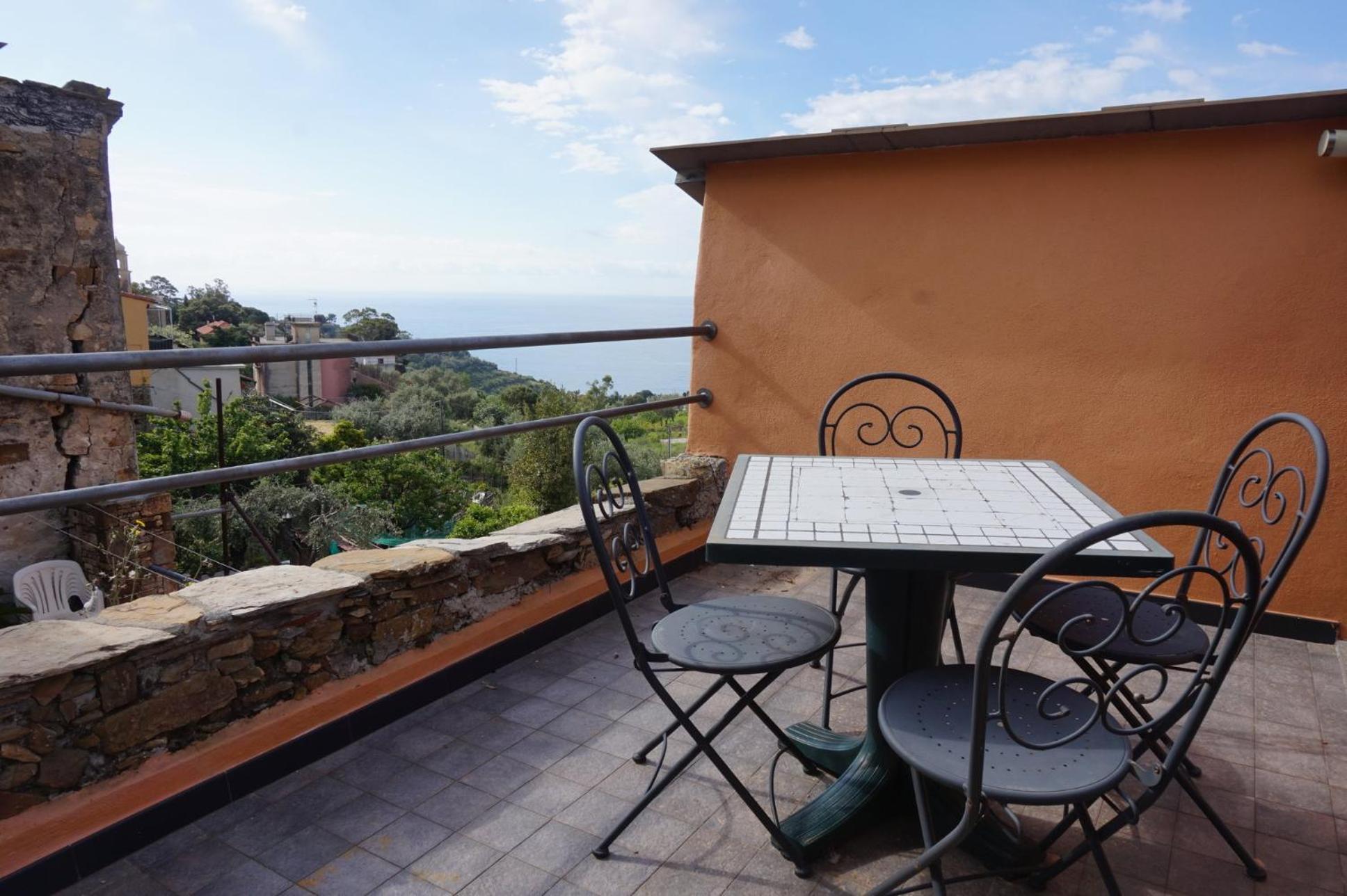 Studio with Terrace photo 2