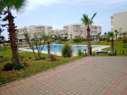 Apartment with Pool View  photo 2