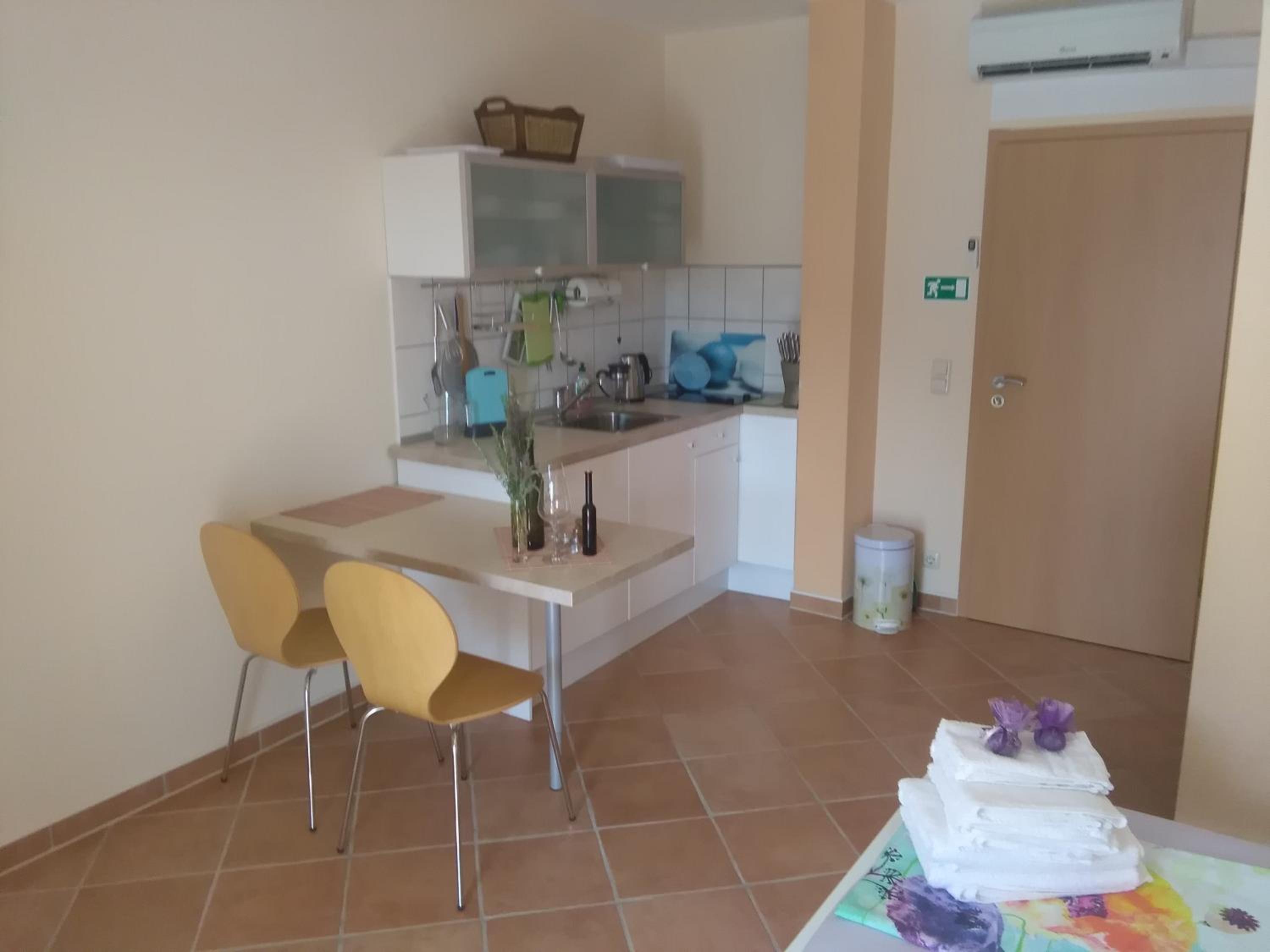 Apartment with Sea View - Photo 18
