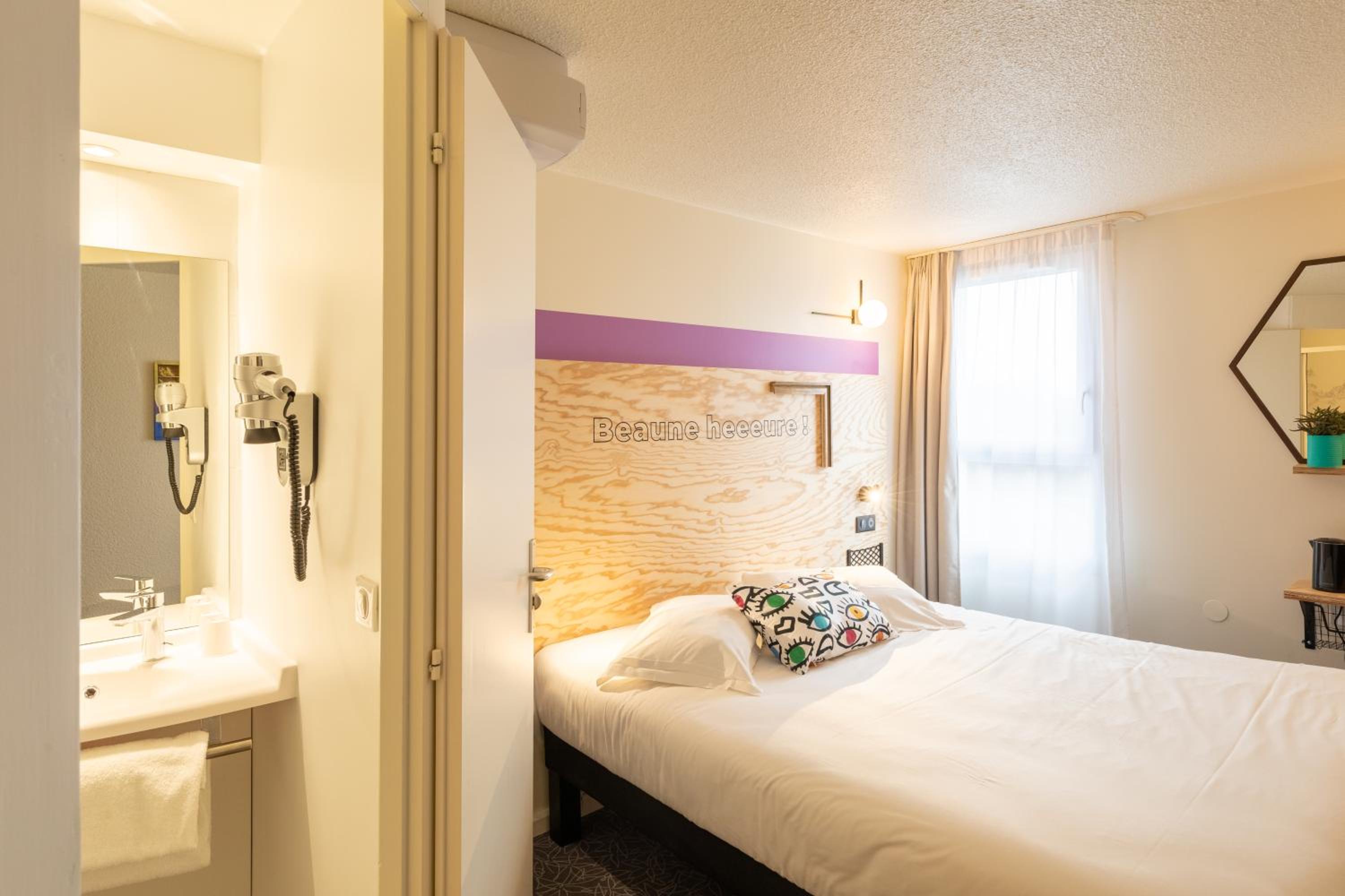 Double Room - Photo 3