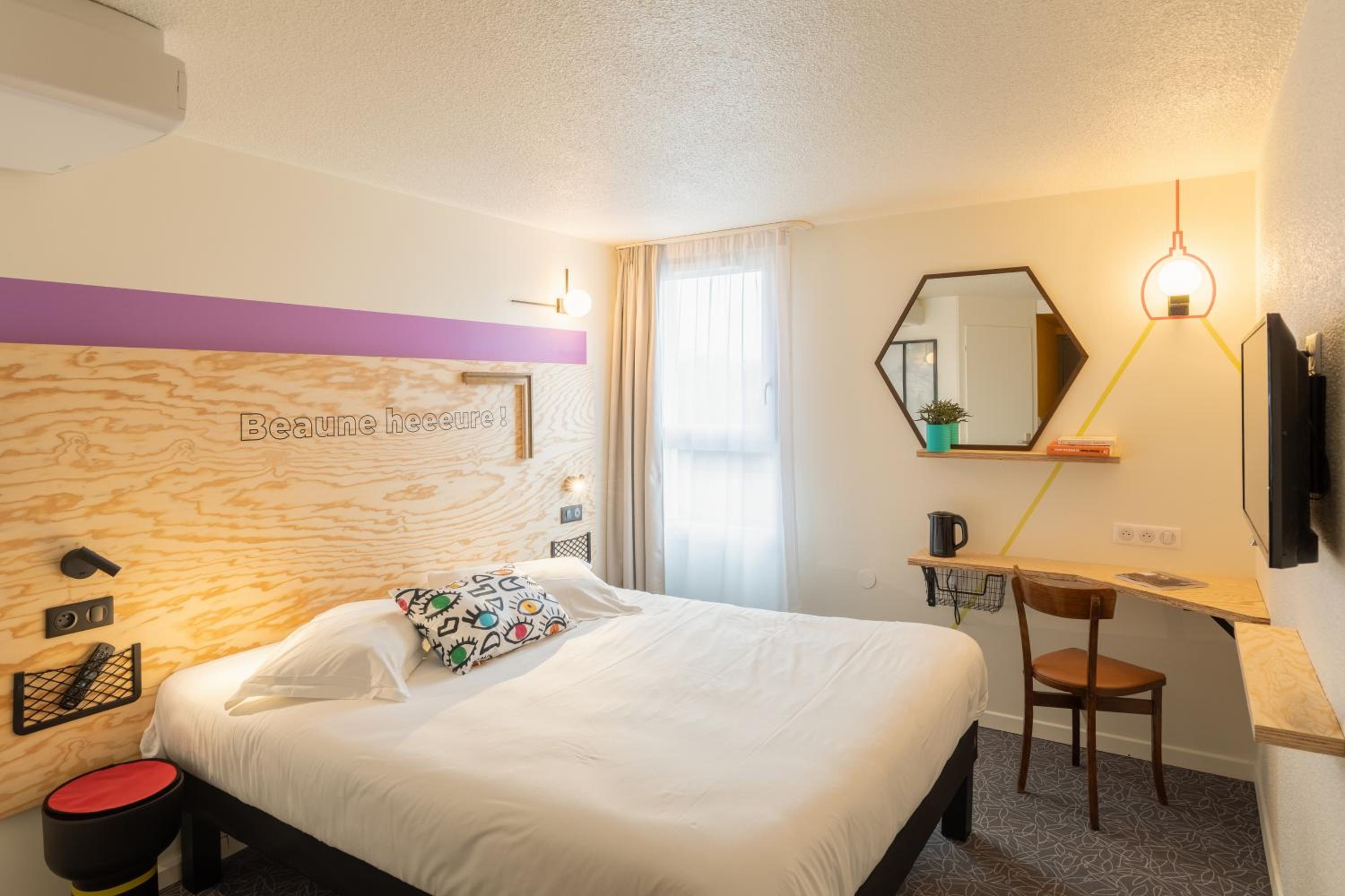 Double Room - Photo 6