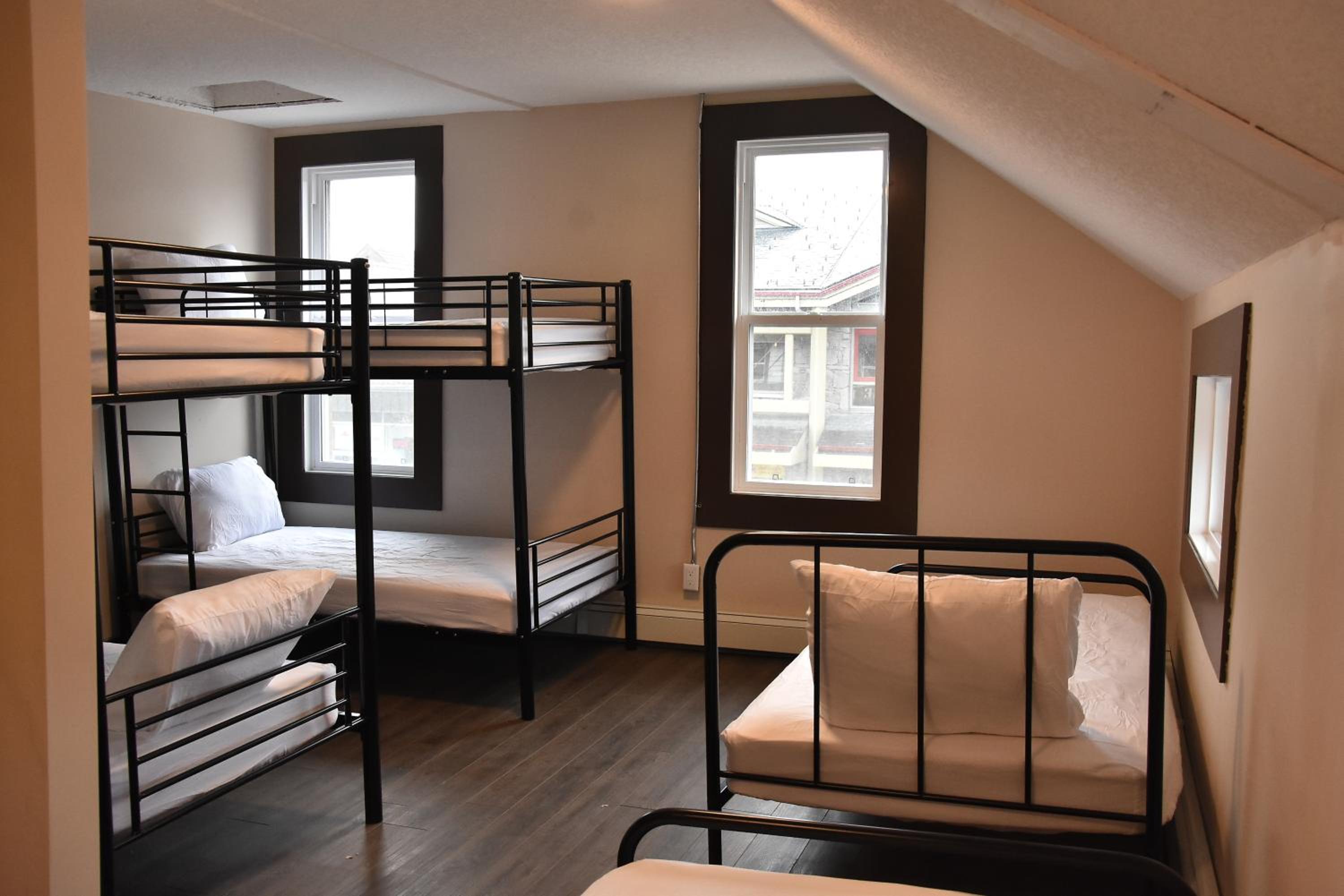 Single Bed in Dormitory Room photo 2