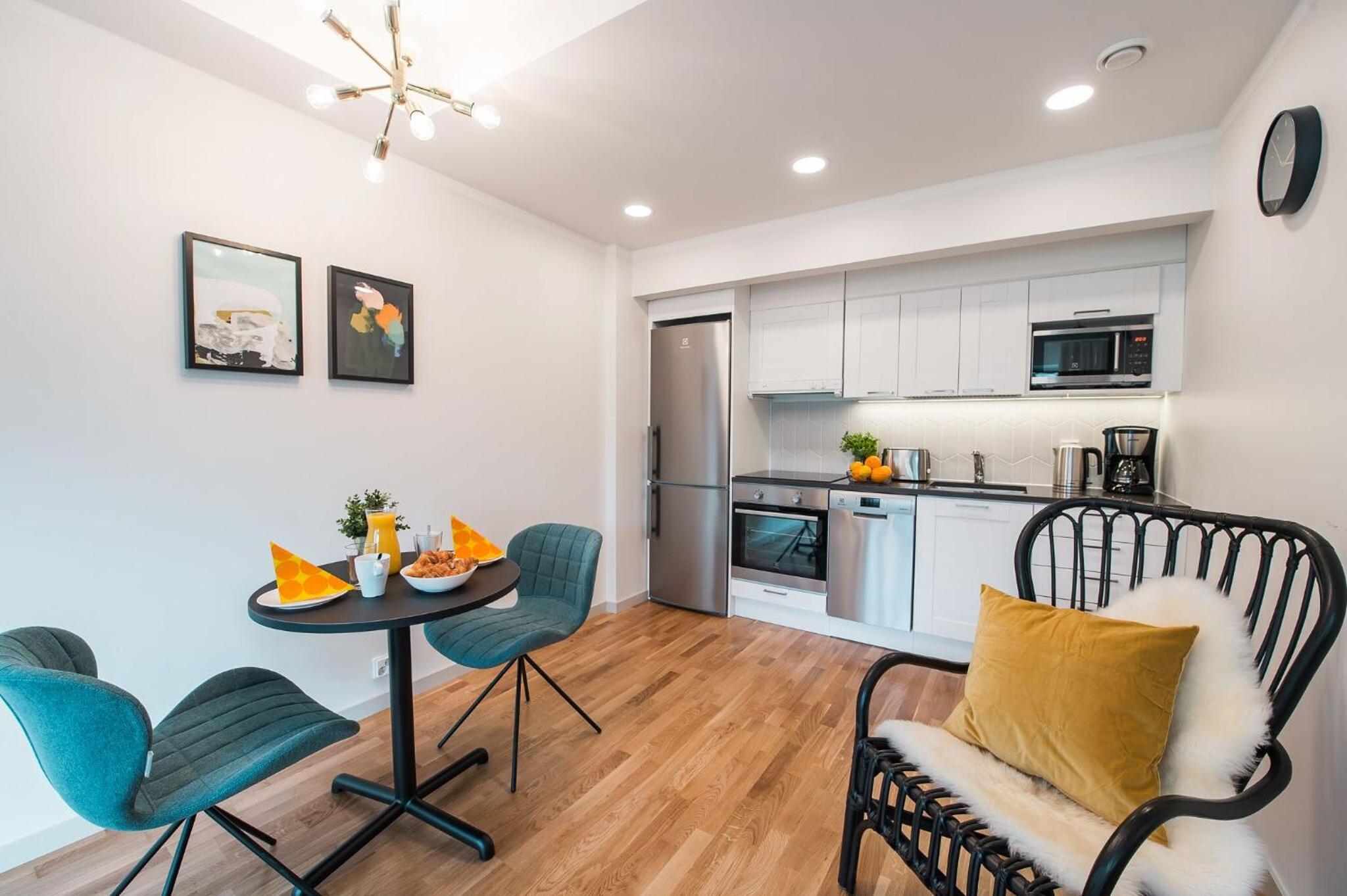 One-Bedroom Apartment - Photo 20