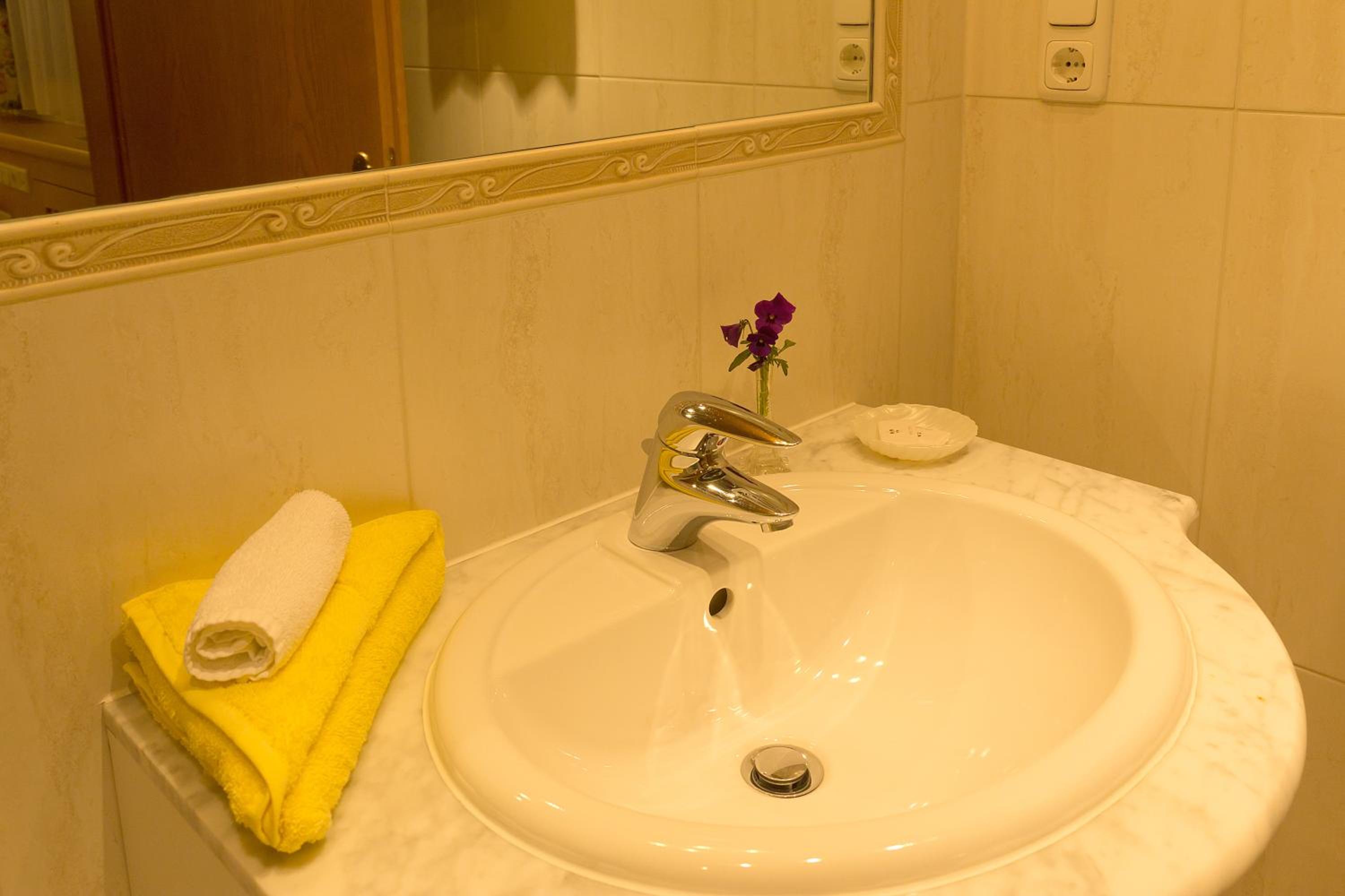 Standard Single Room photo 3