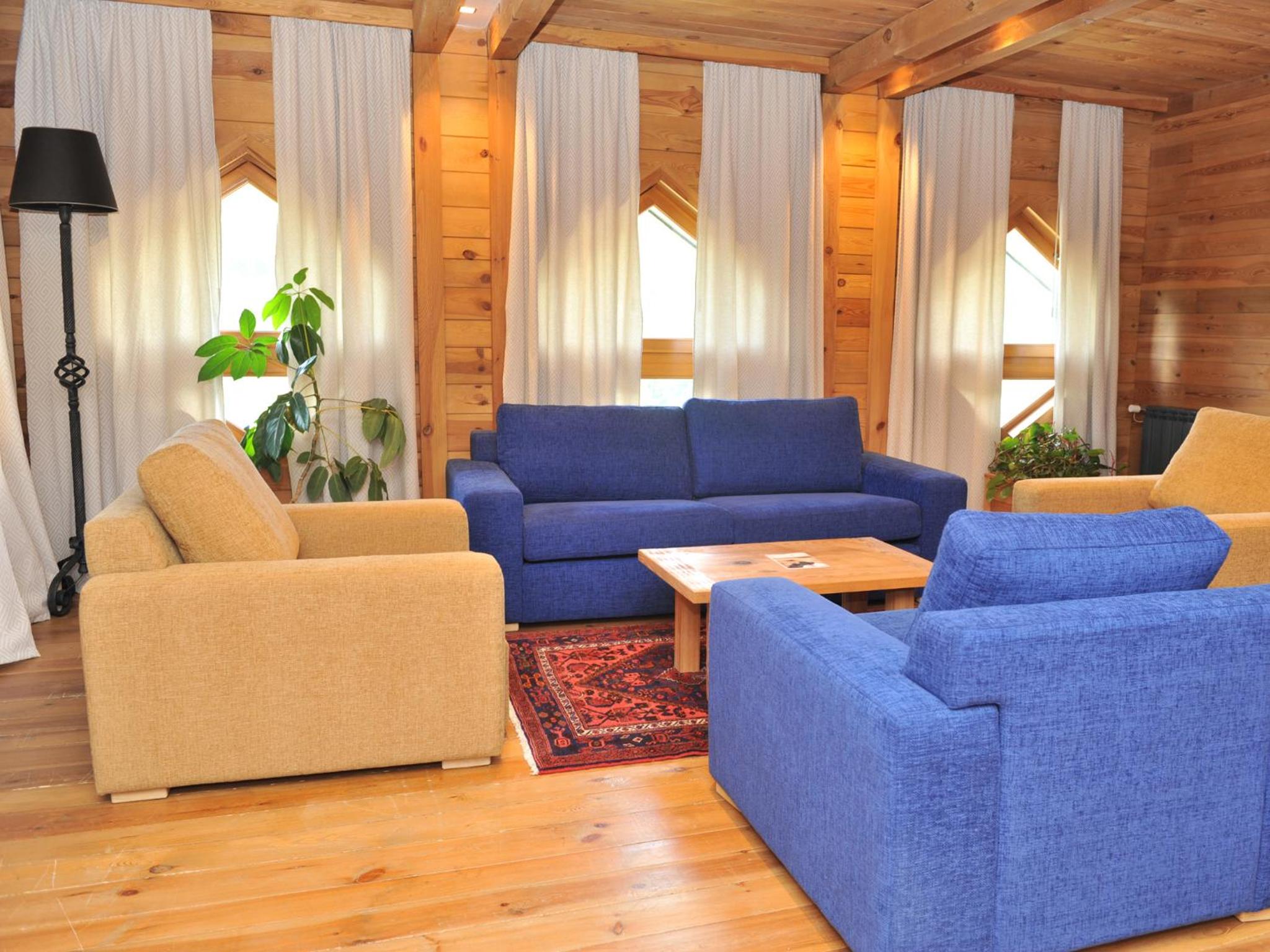 Executive Suite - Photo 1
