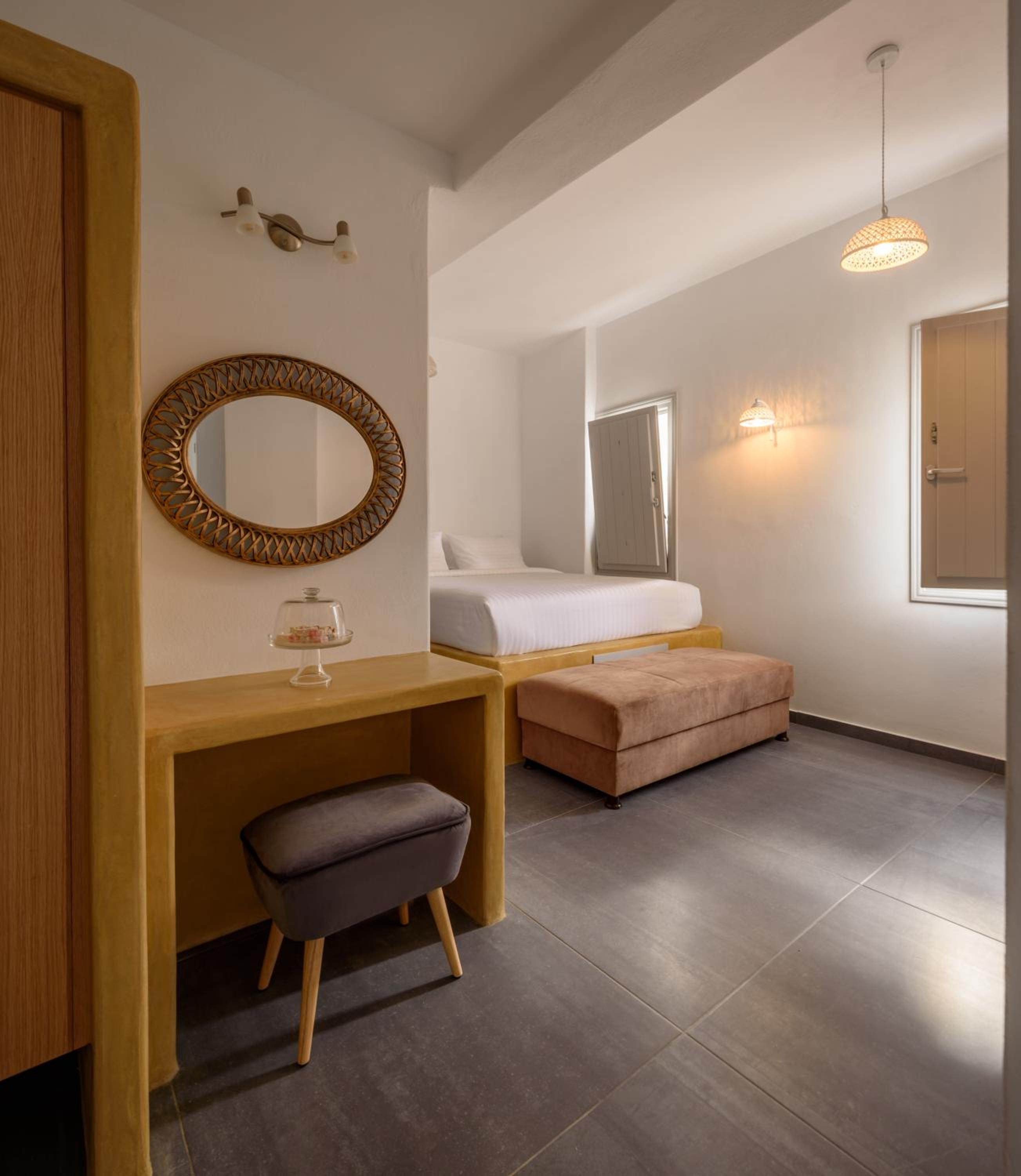 Standard Suite with Hot Tub