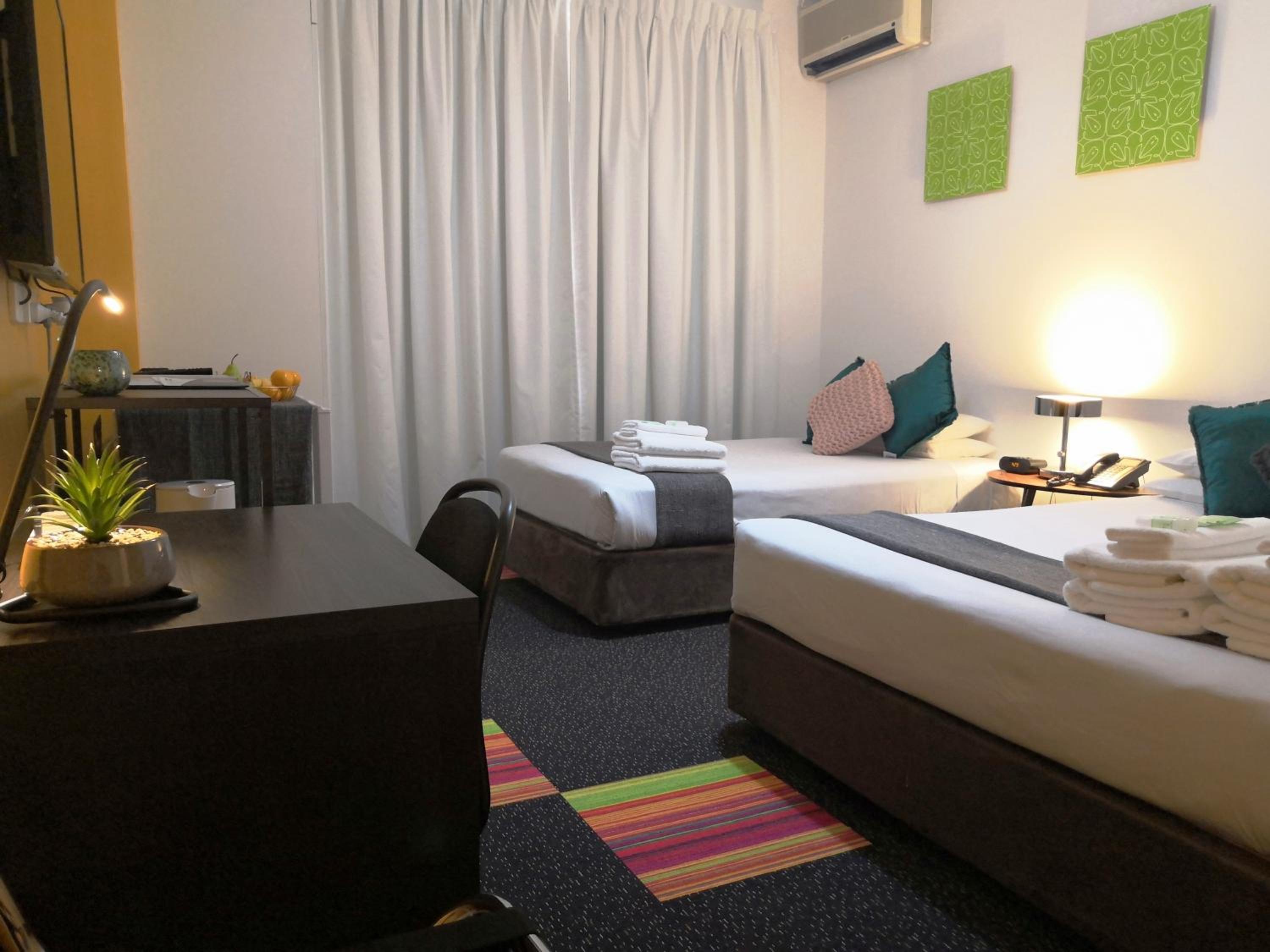 Deluxe Room - Photo 7
