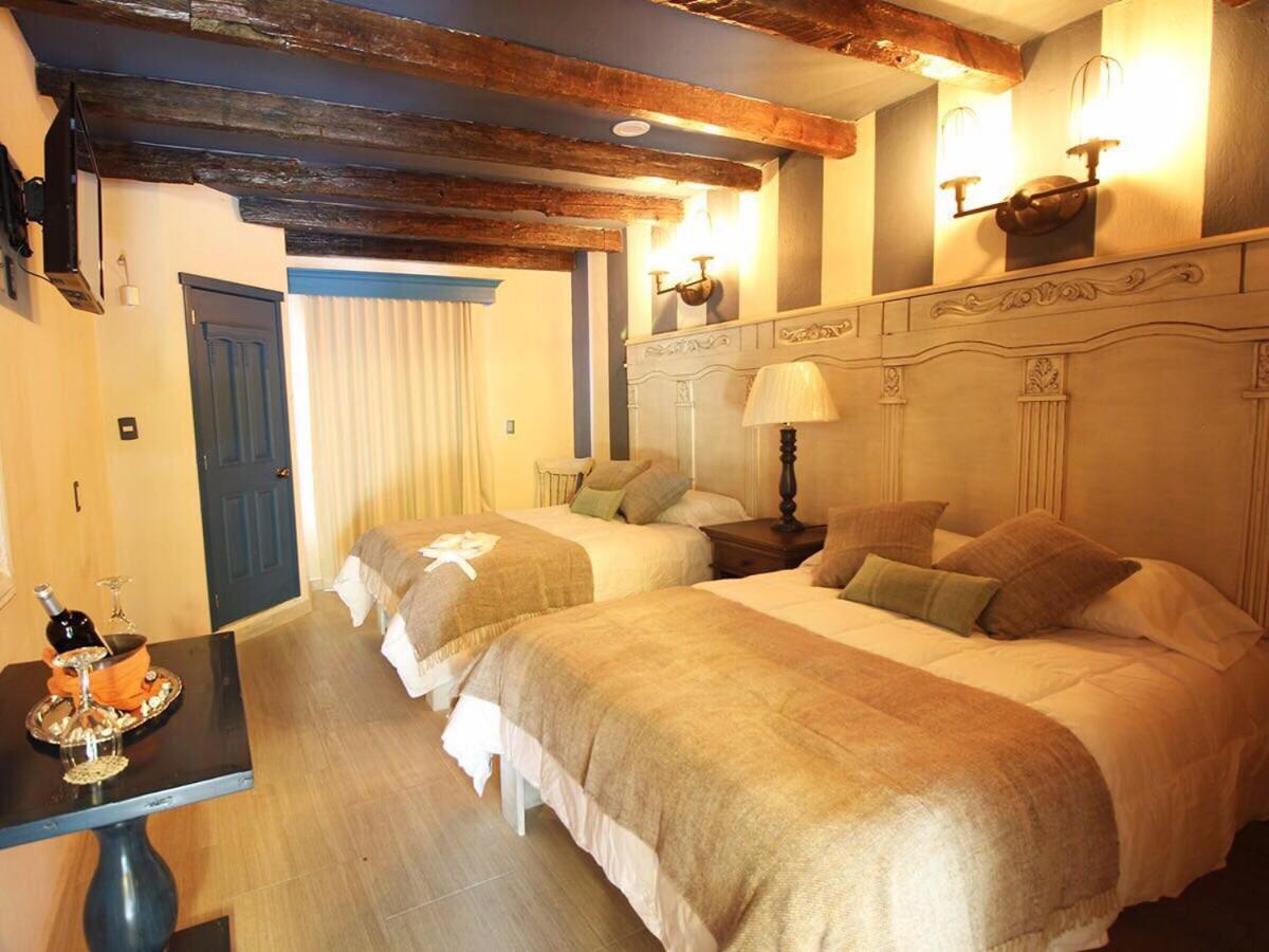 Twin Room with Balcony photo 2