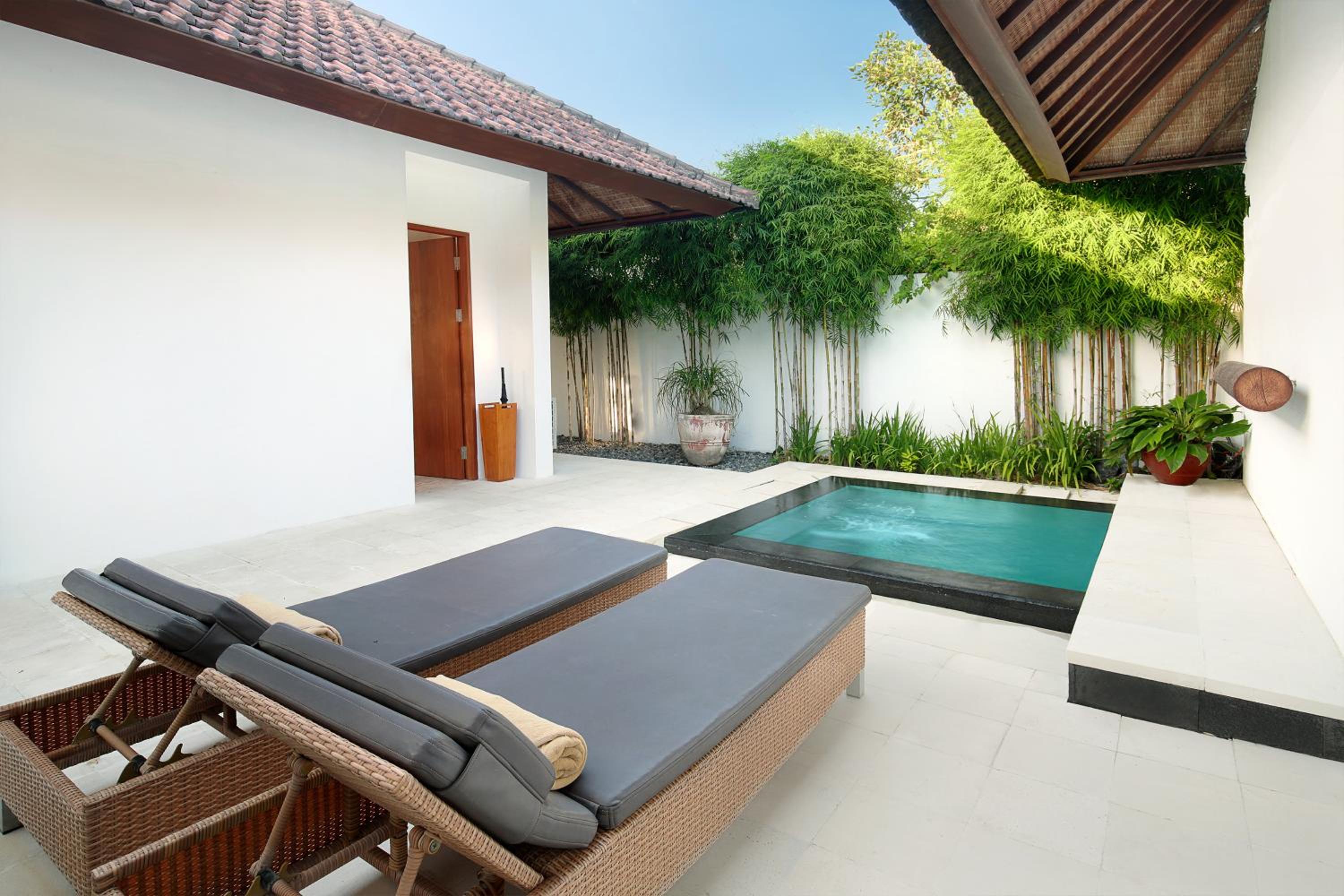 One-Bedroom Villa with Plunge Pool - Photo 7