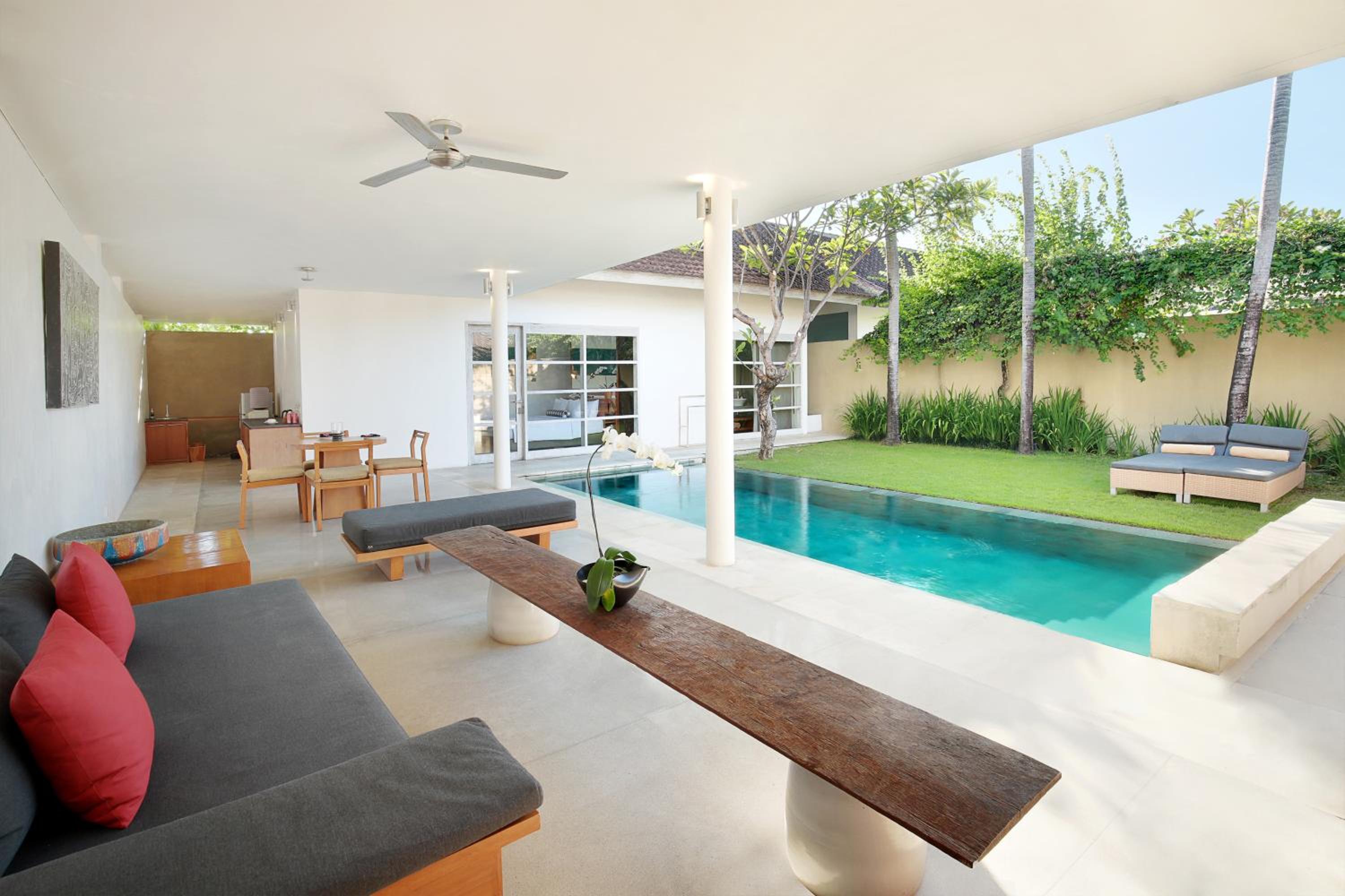 One-Bedroom Royal Pool Villa - Photo 1