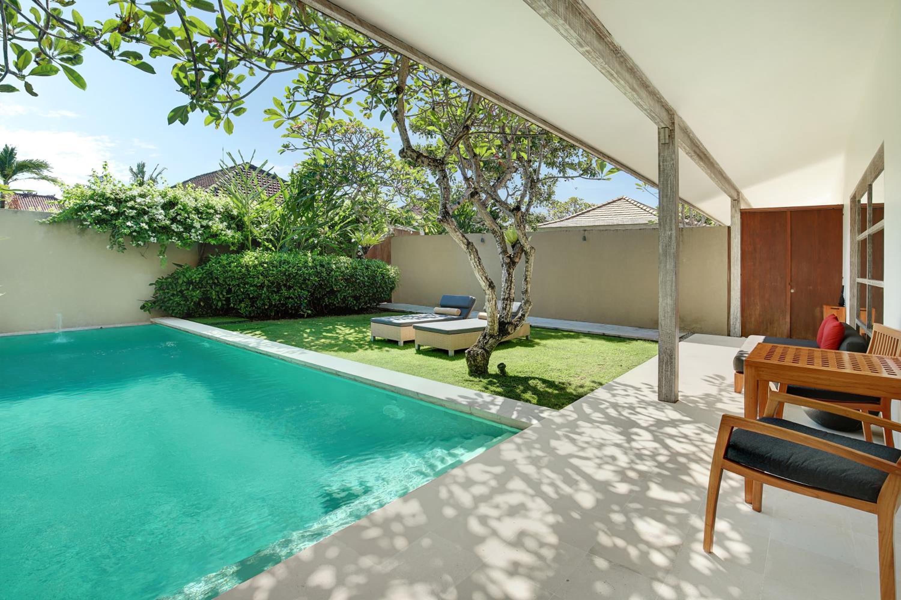 One-Bedroom Executive Pool Villa - Photo 18