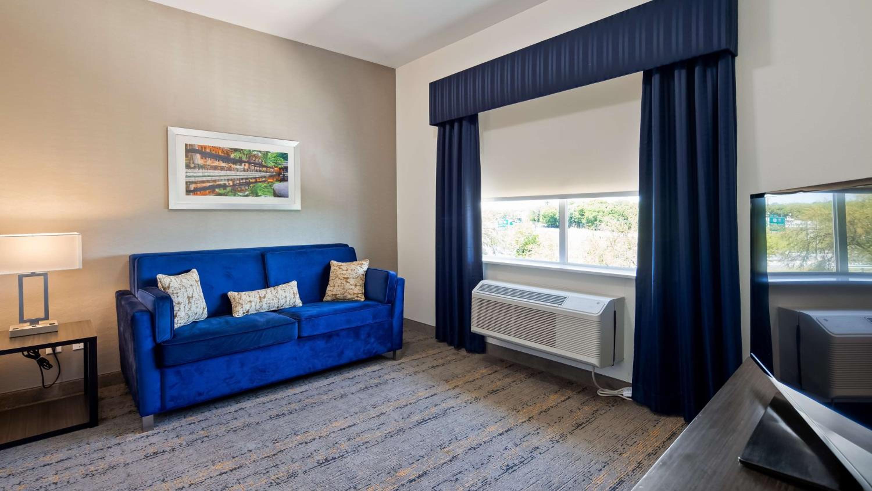 Queen Suite with Two Queen Beds with Sofa Bed