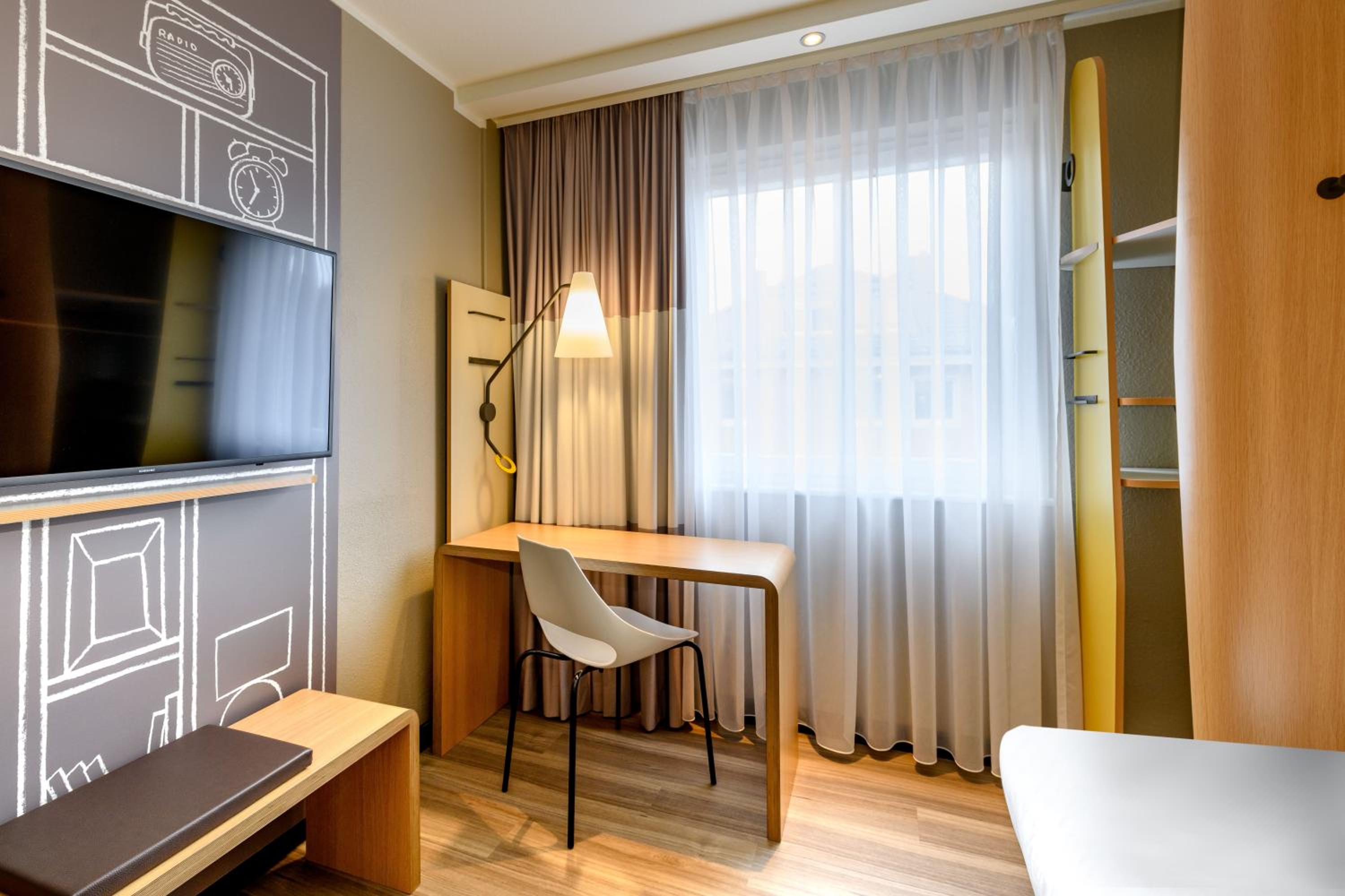 Standard Room with 1 Single Bed photo 2