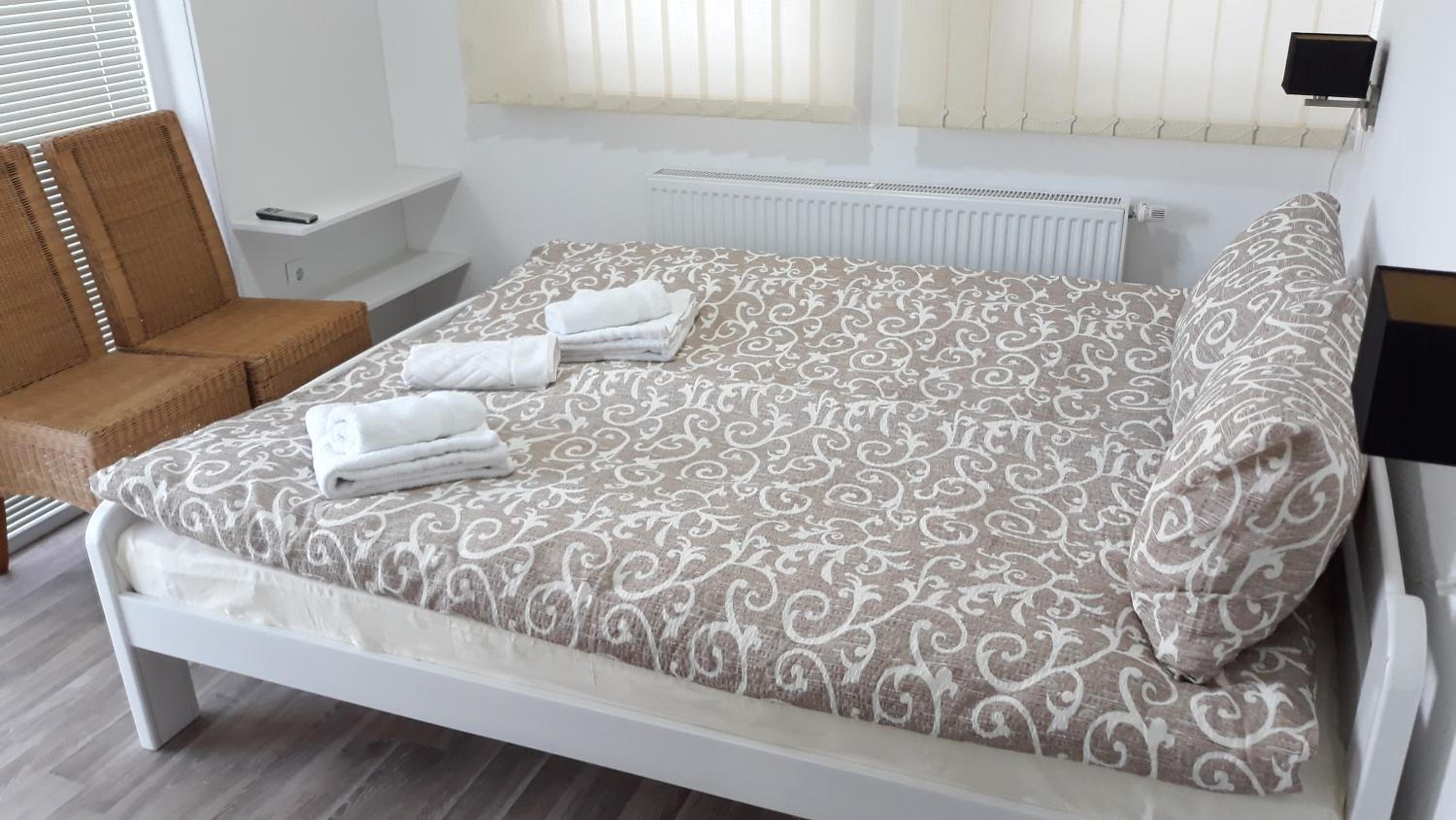 Deluxe Double Room with Balcony photo 3
