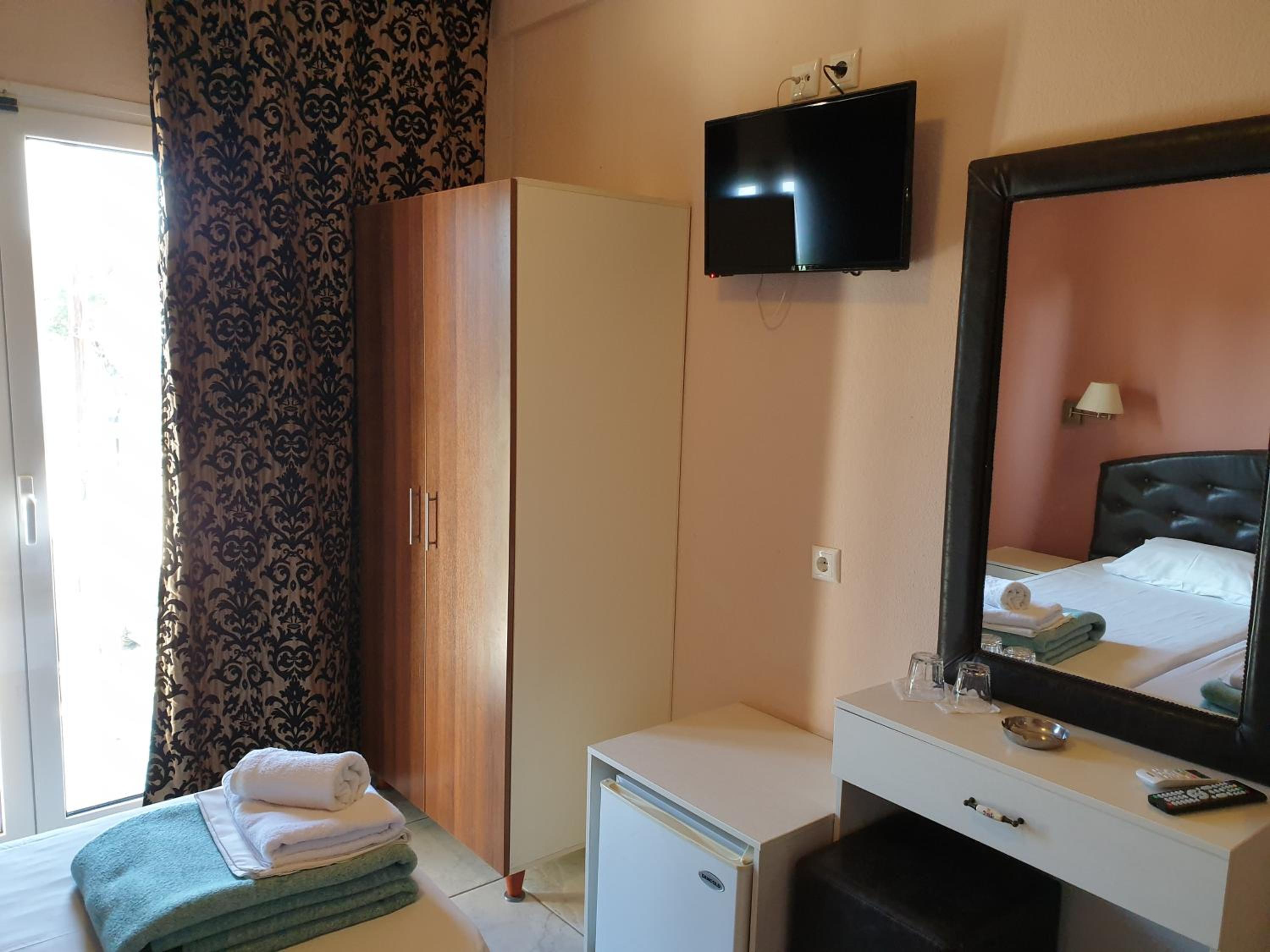 Twin Room With Partial Sea View photo 1