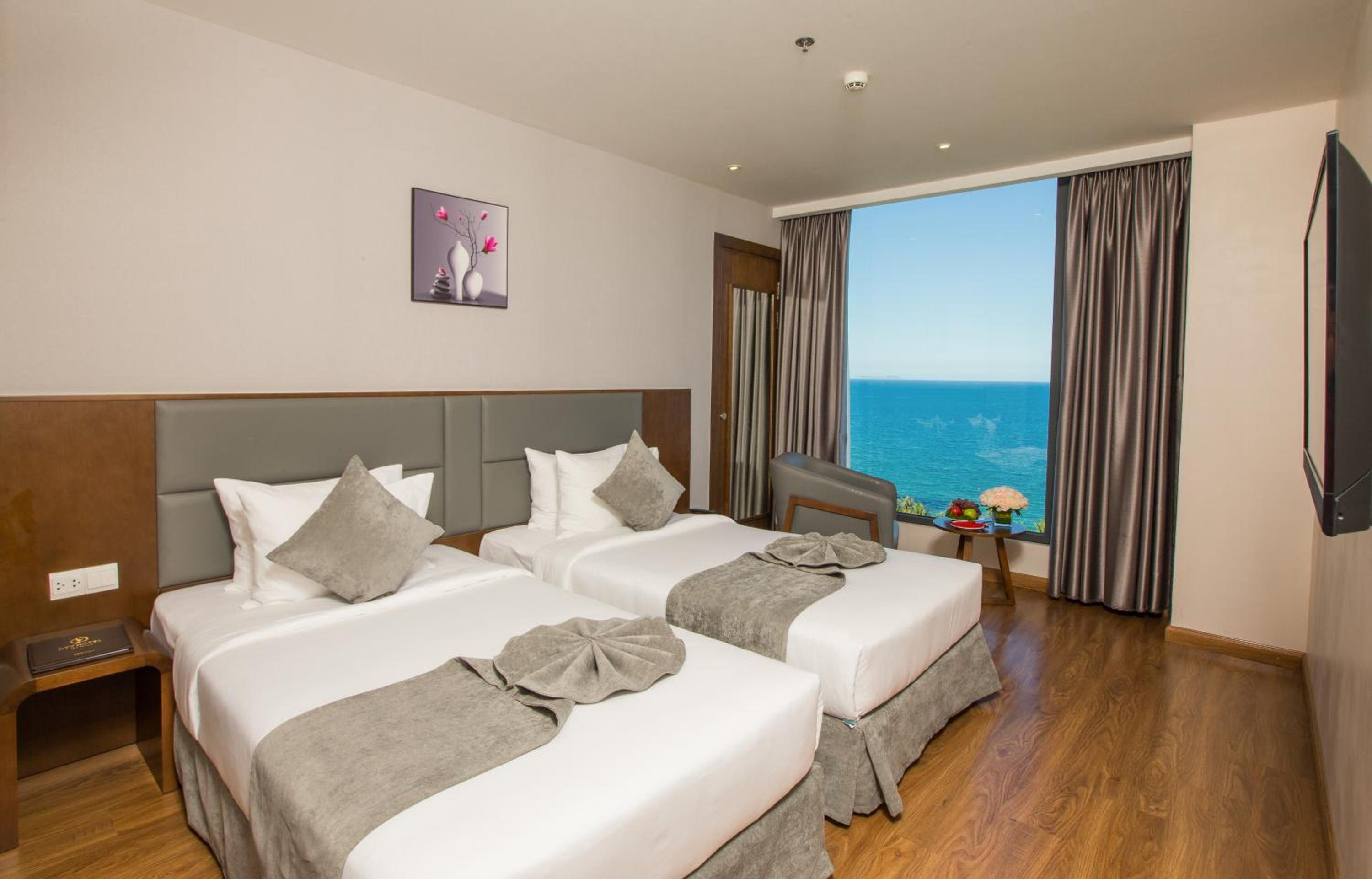 Deluxe Family with Sea View