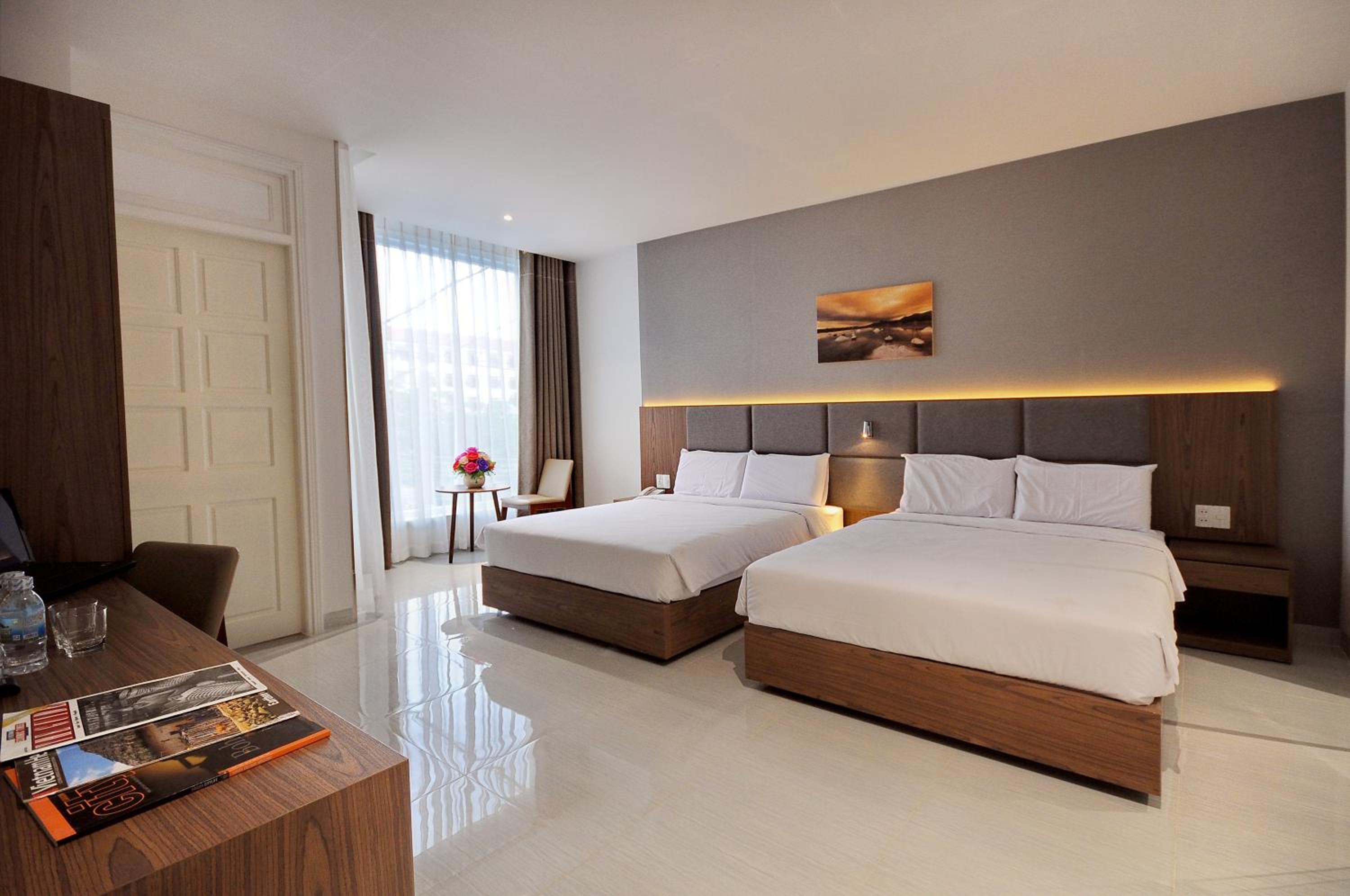 Twin Room with Balcony photo 2