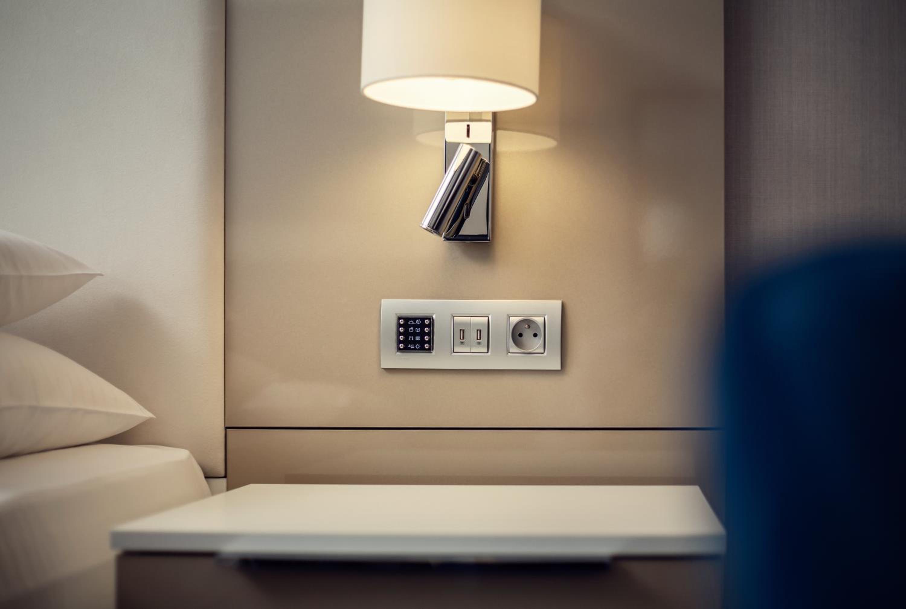 Executive Suite with Lounge and Spa Access photo 2