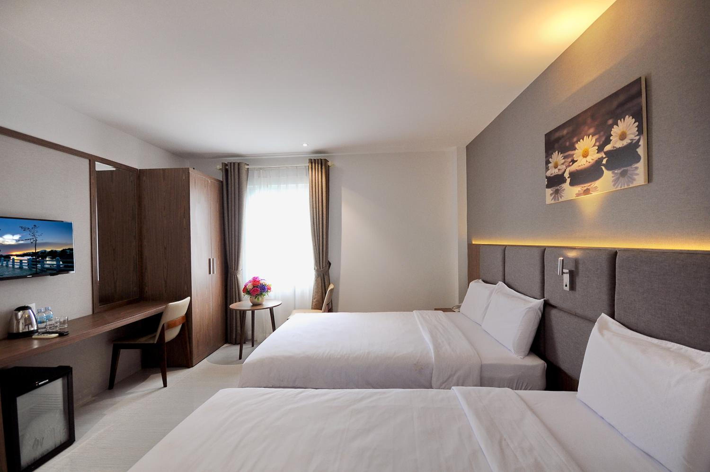 Deluxe Twin Room - Photo 20