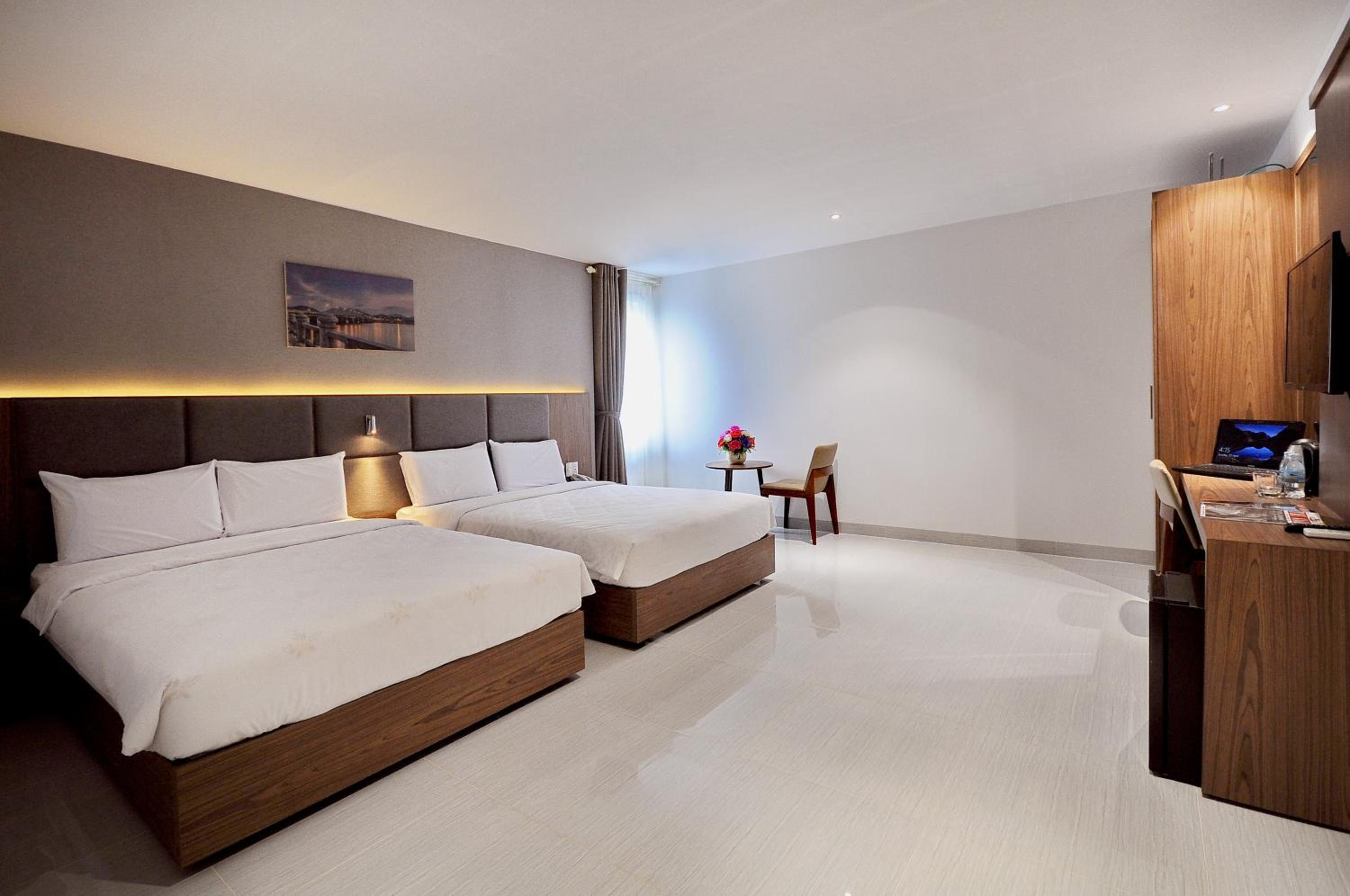 Deluxe Twin Room - Photo 22