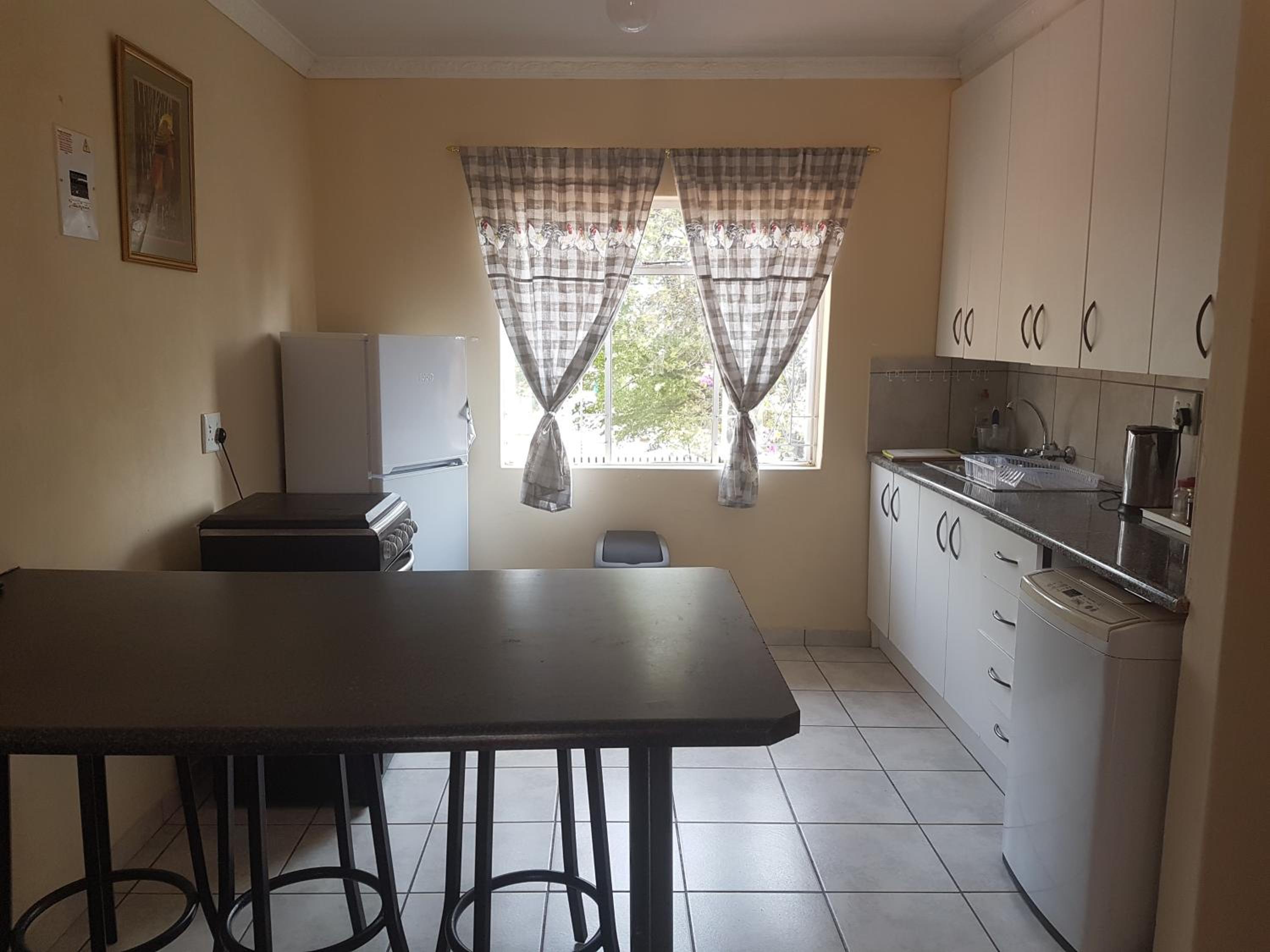 Apartment - Photo 5
