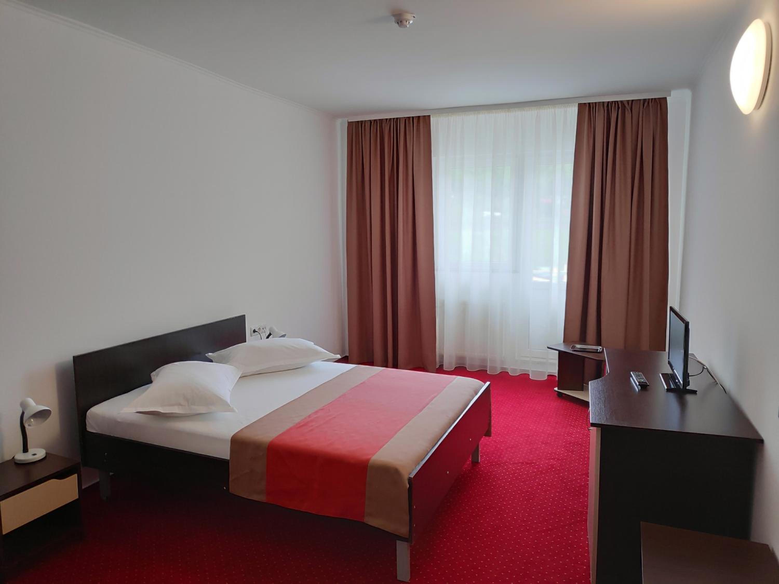 Double or Twin Room with Bathroom photo 3