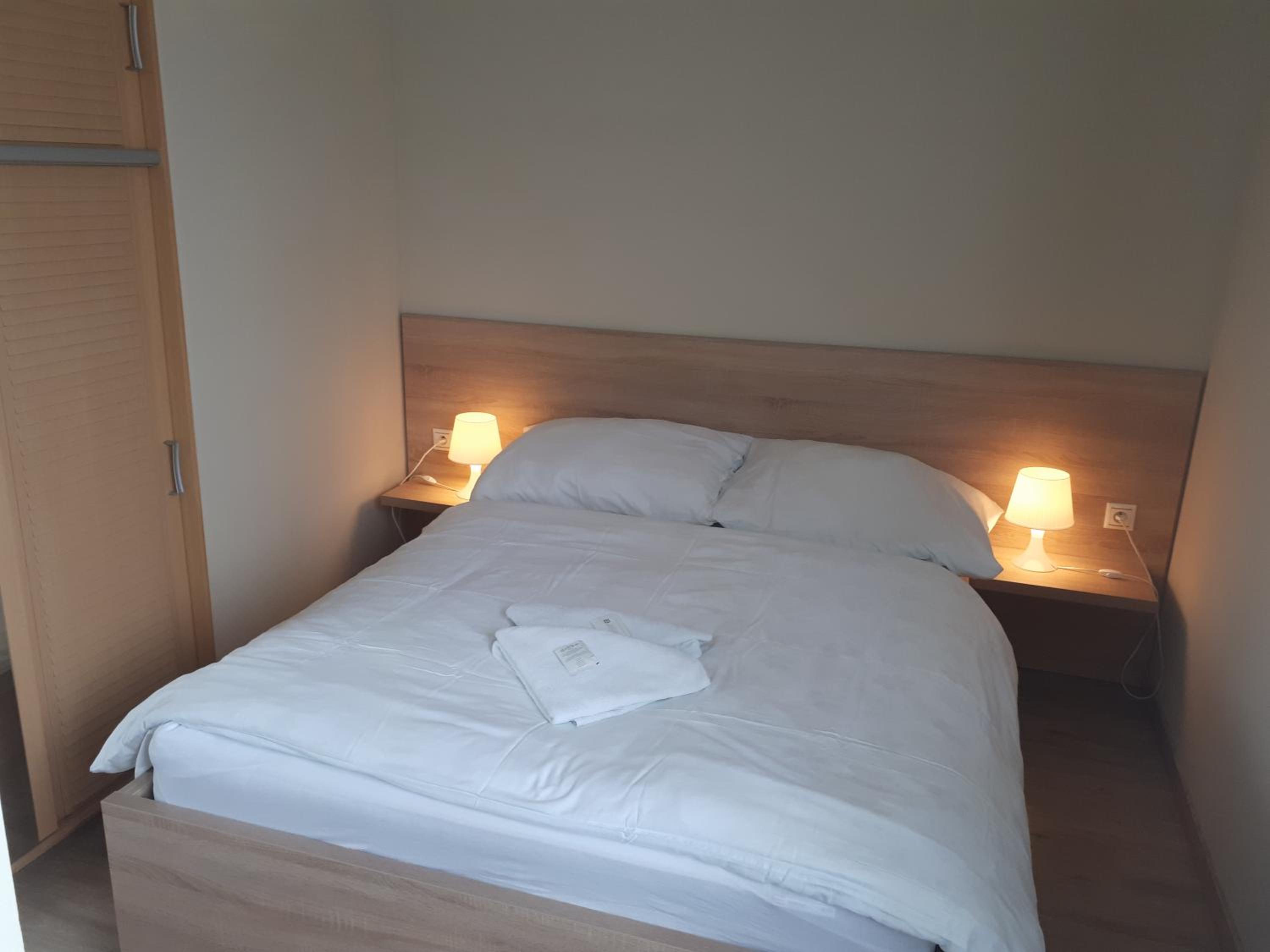 Superior One-Bedroom Apartment - Photo 1