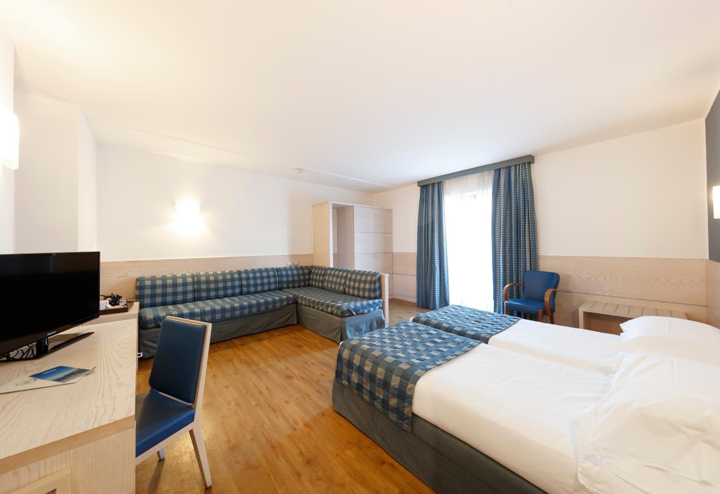 Junior Suite Plus - Photo 1
