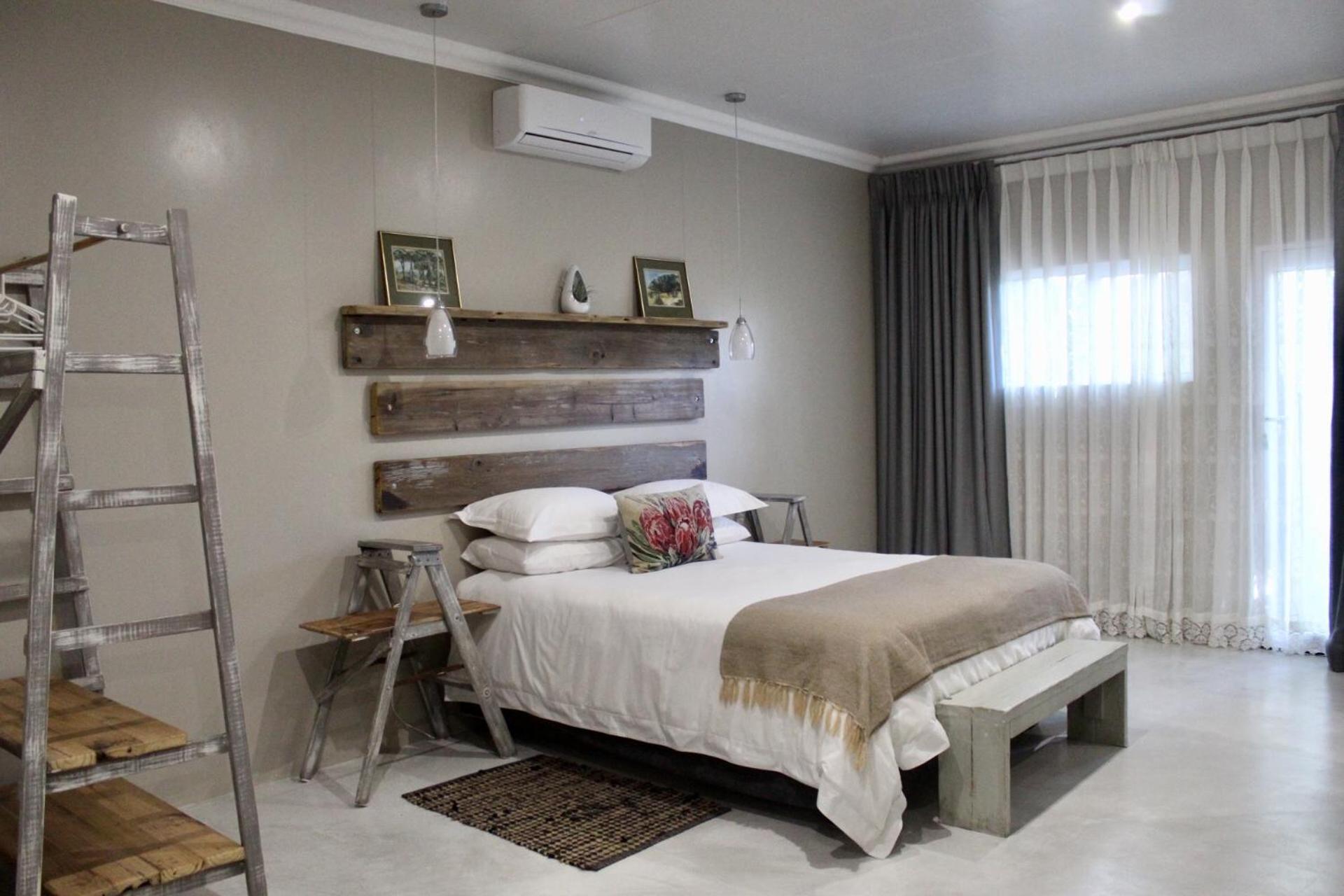 Standard Queen Room photo 1