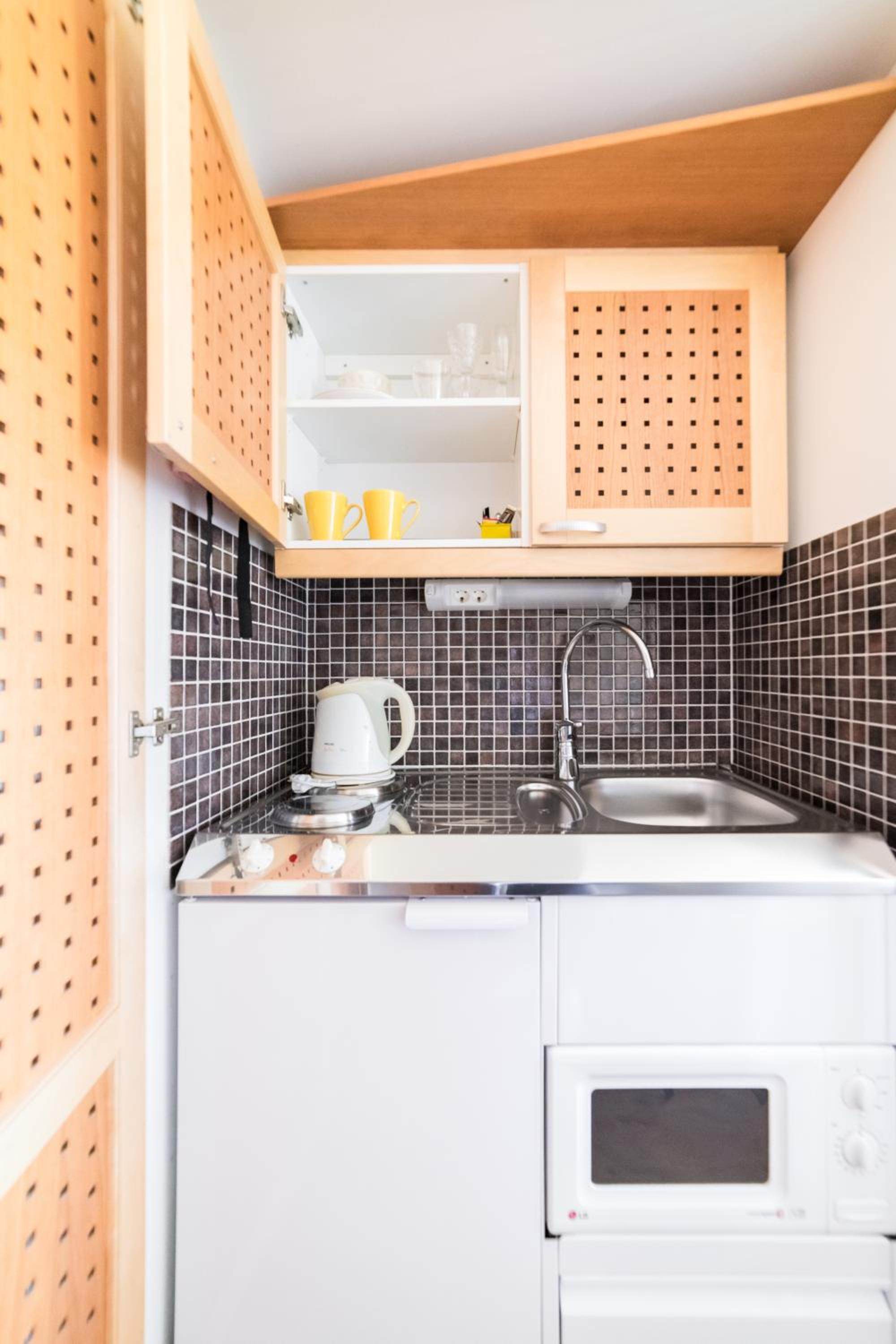Standard Single Room with Shower photo 2