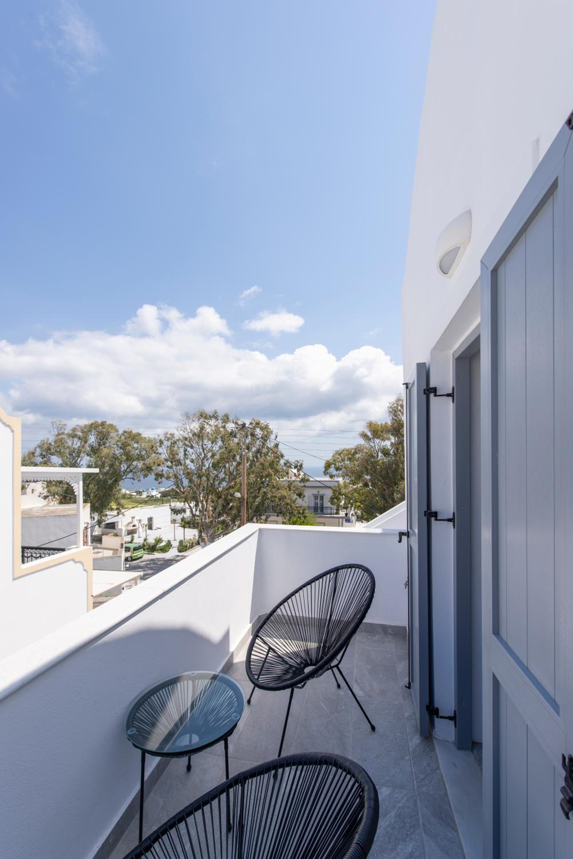 Double Room - Photo 9