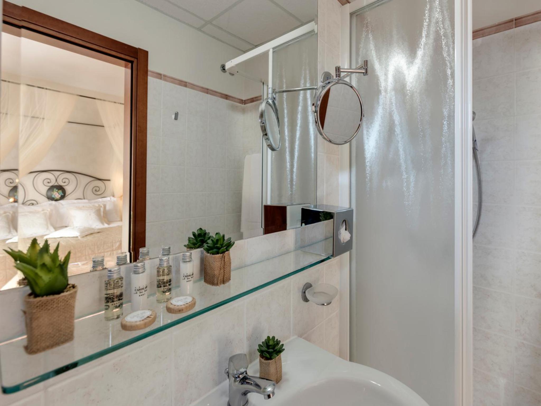 Triple Room - Photo 7
