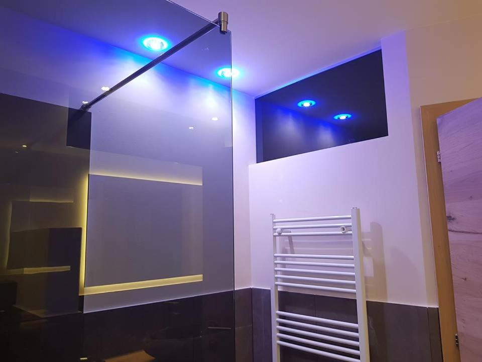Apartment with Balcony and Panoramic View  - Photo 2