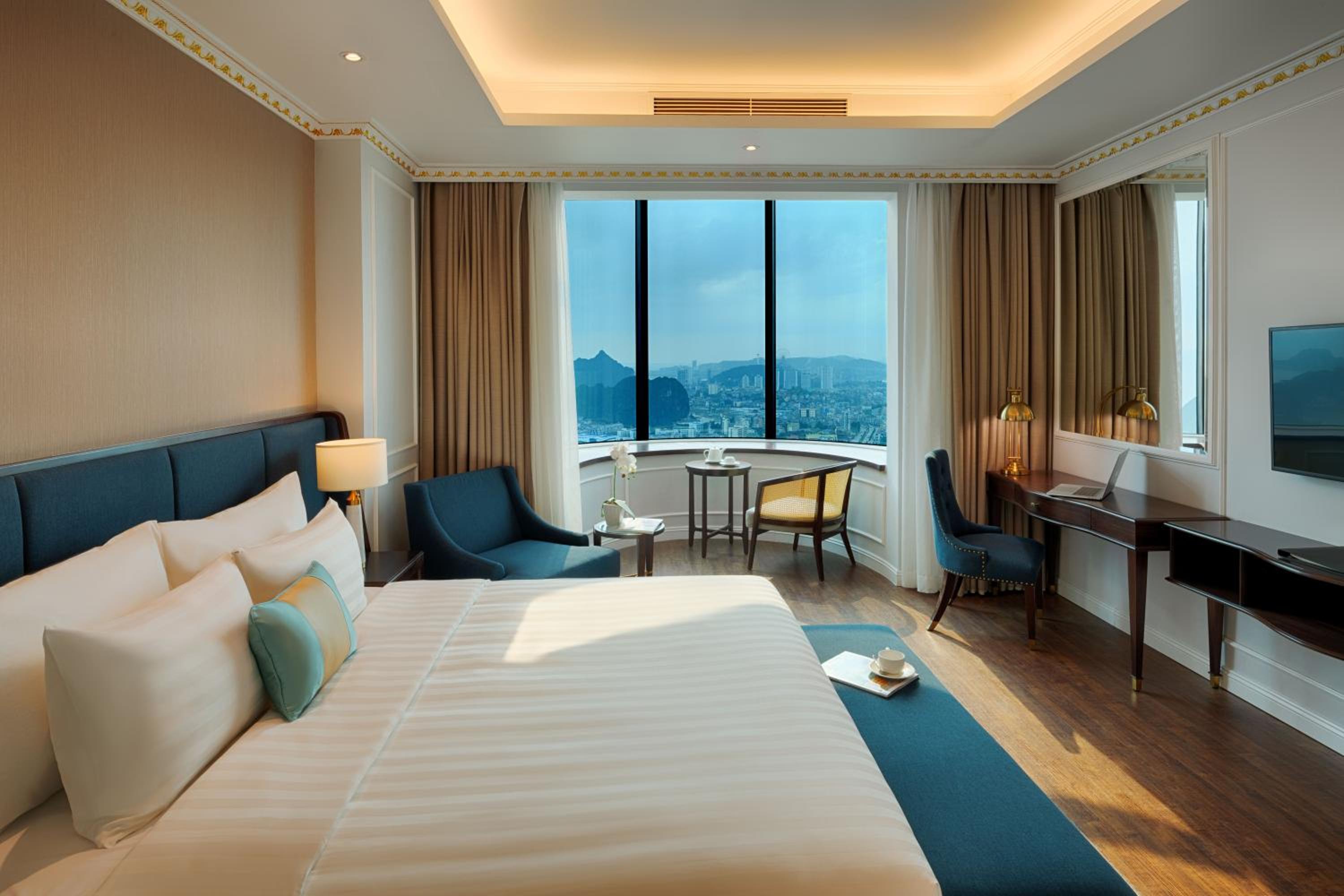 Executive Grand Suite – Golf View