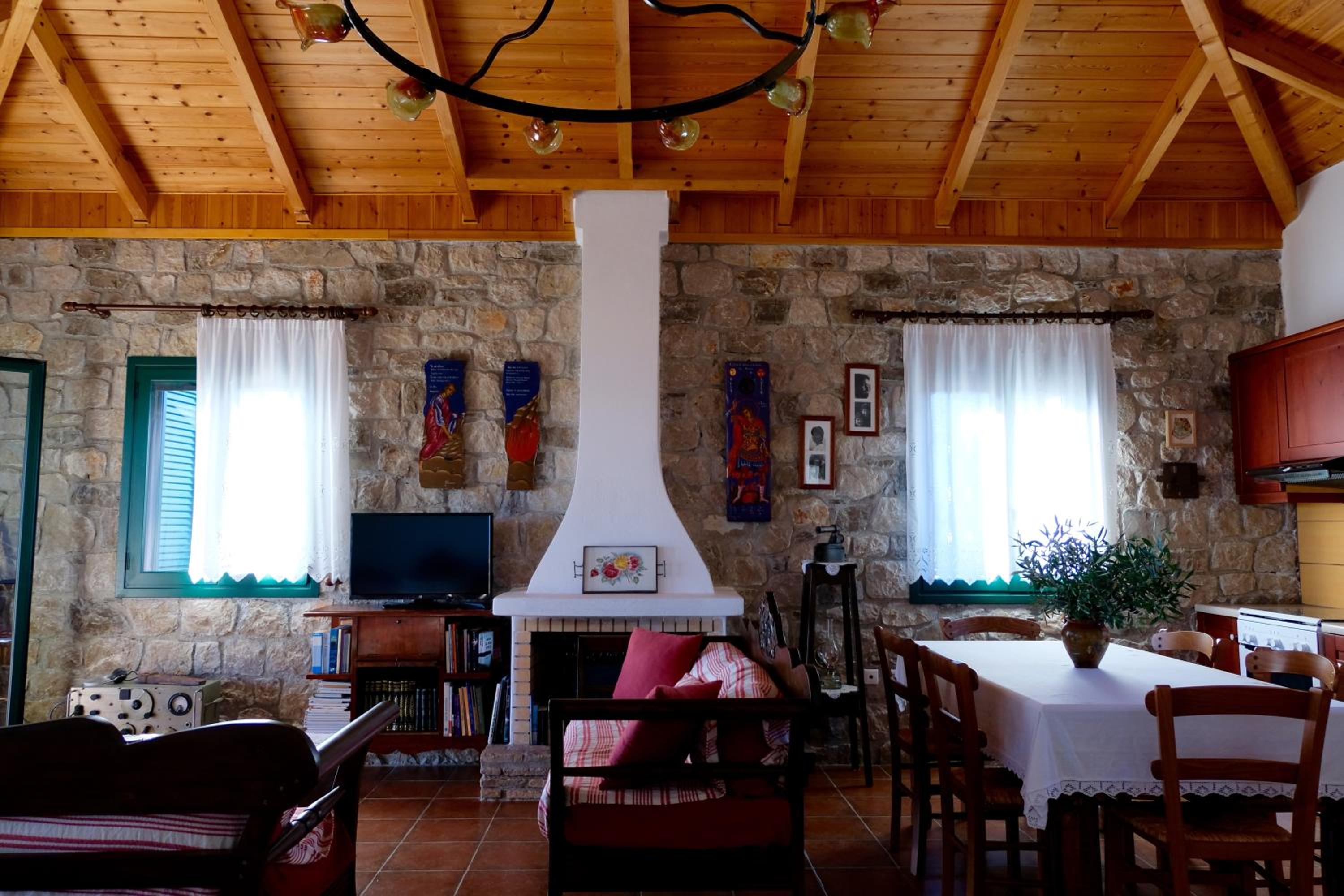 Two-Bedroom House photo 3
