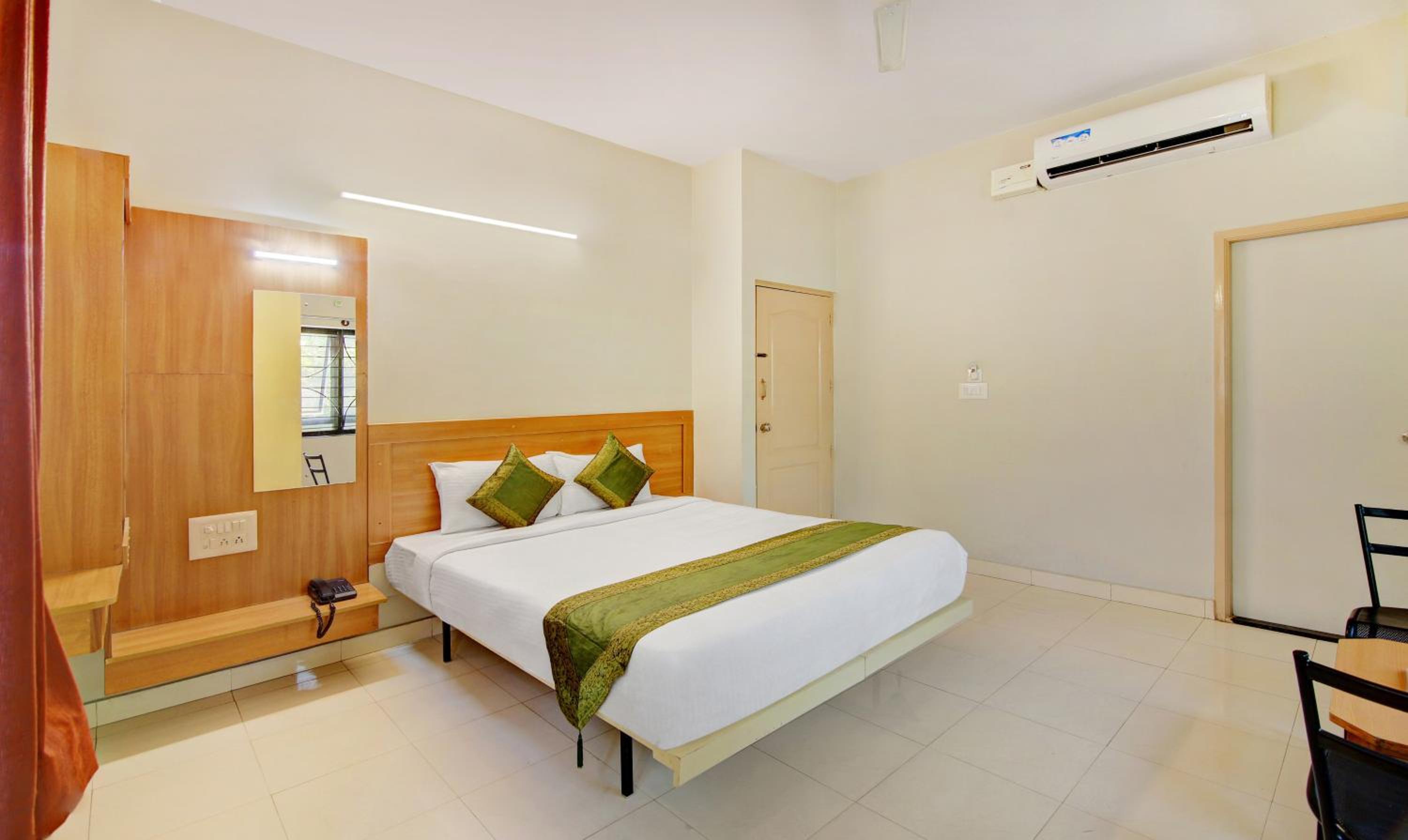 Standard Room - Photo 1